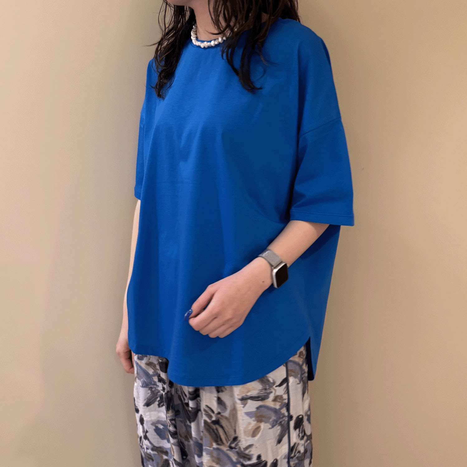 【Insta Live】vingtrois ドライタッチコットン裾ラウンドTシャツ - 画像9