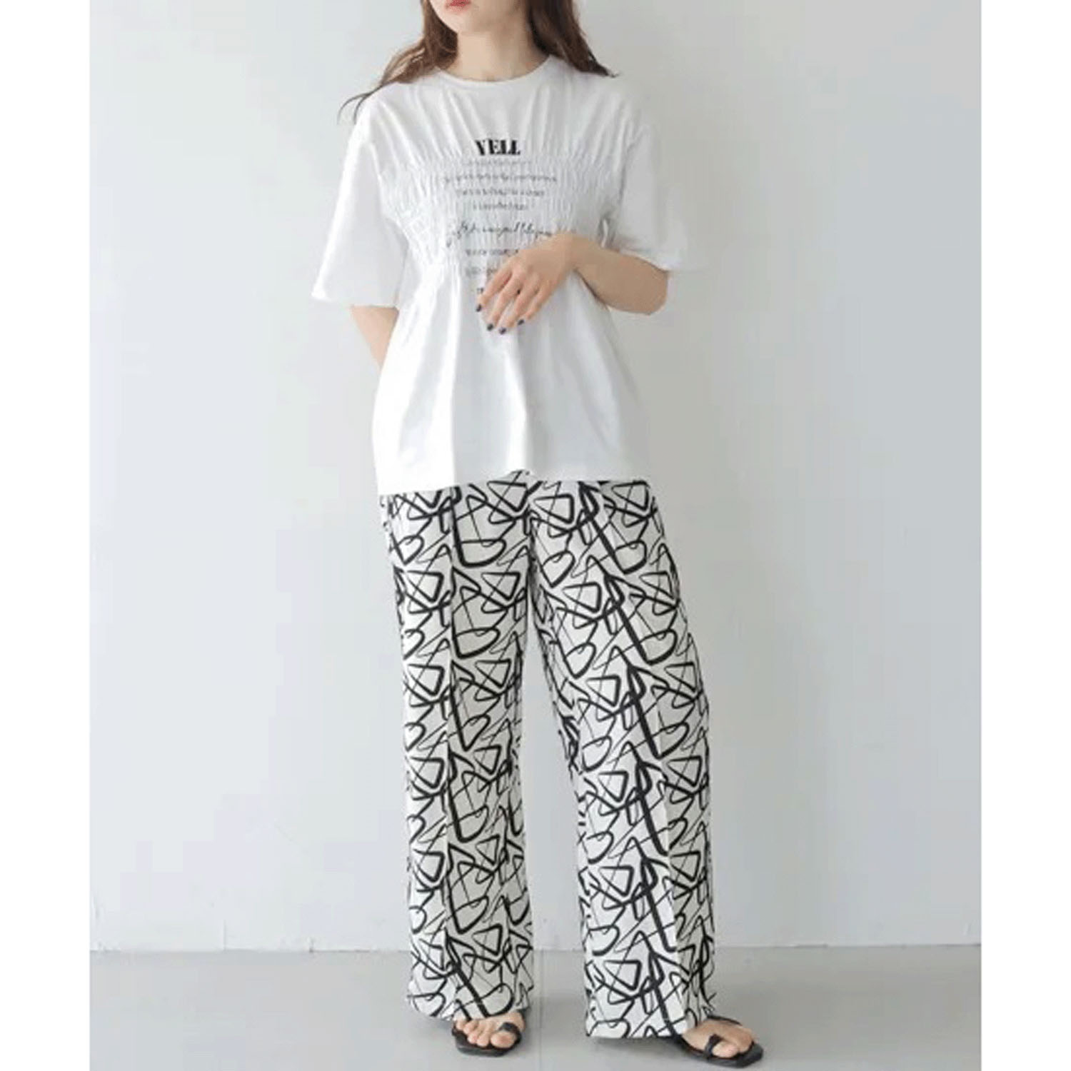 vingtrois 幾何学柄サイドラインパンツ - 画像10