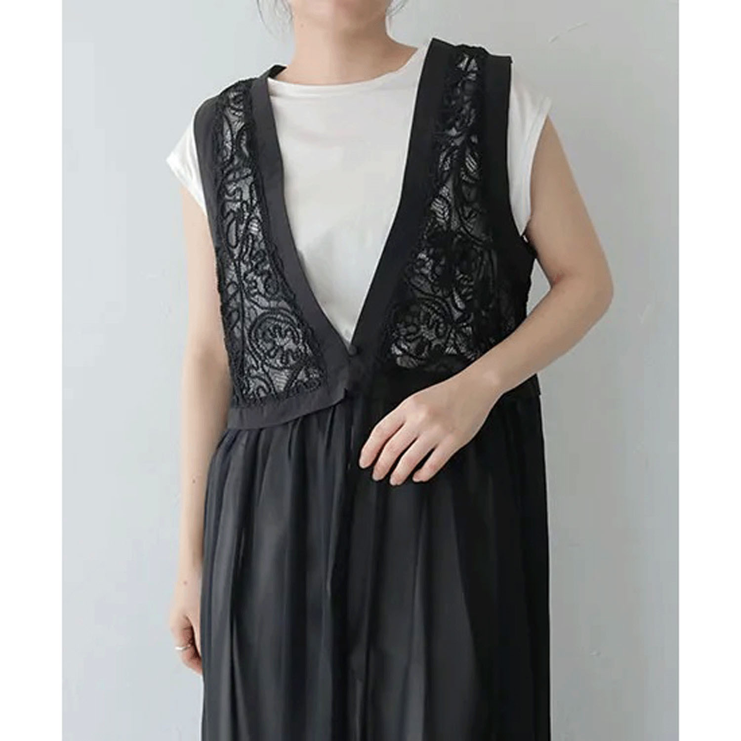 【Insta Live】vingtrois レースドッキングジレ - 画像10