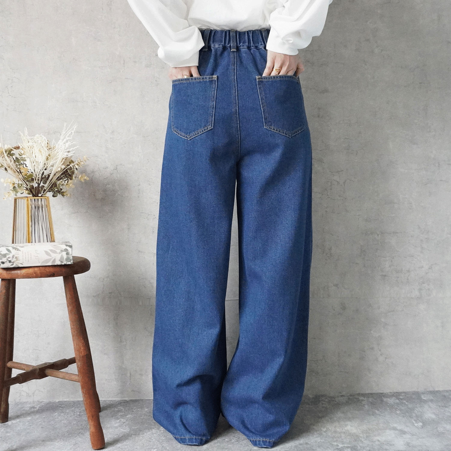 Emma デニムタックワイドパンツ - 画像9