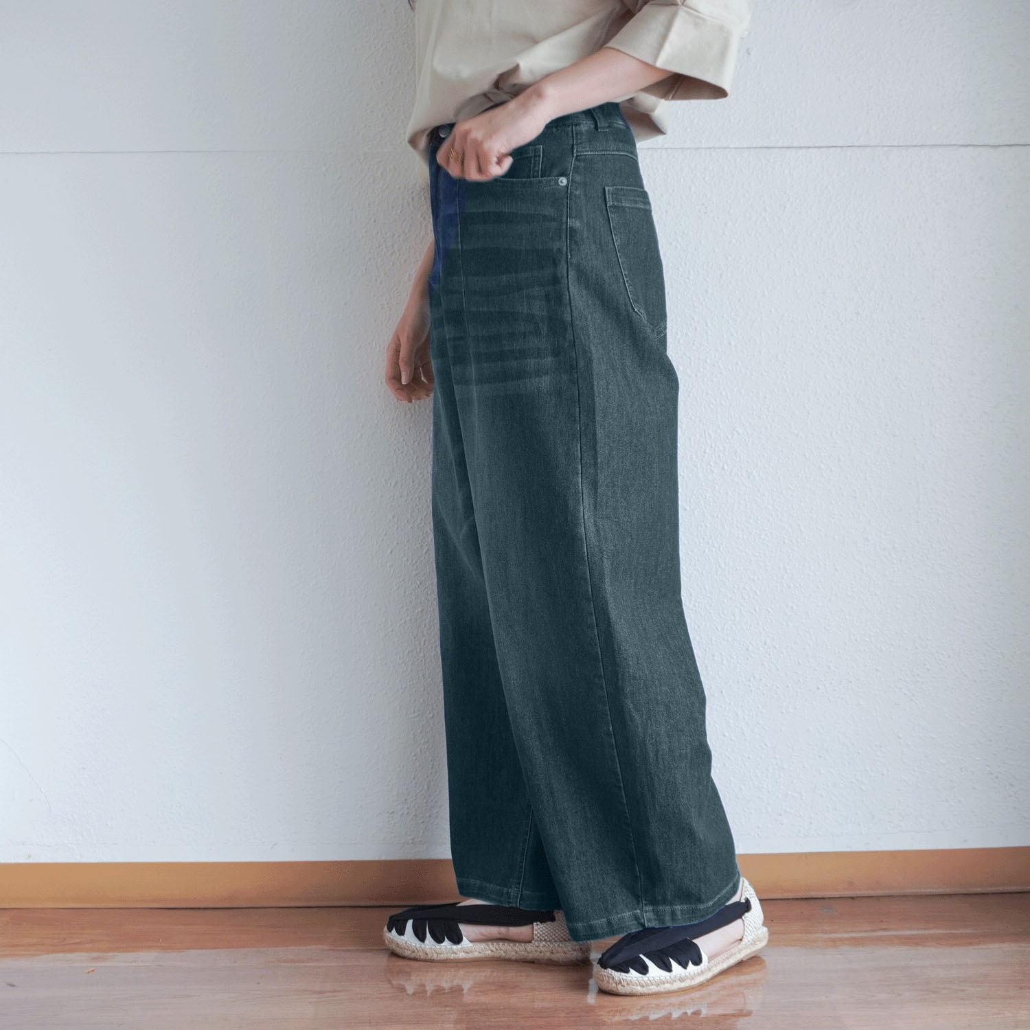 【Insta Live】JEUNE ET JOYEUX TCストレッチ デニムカーヴィーパンツ - 画像9