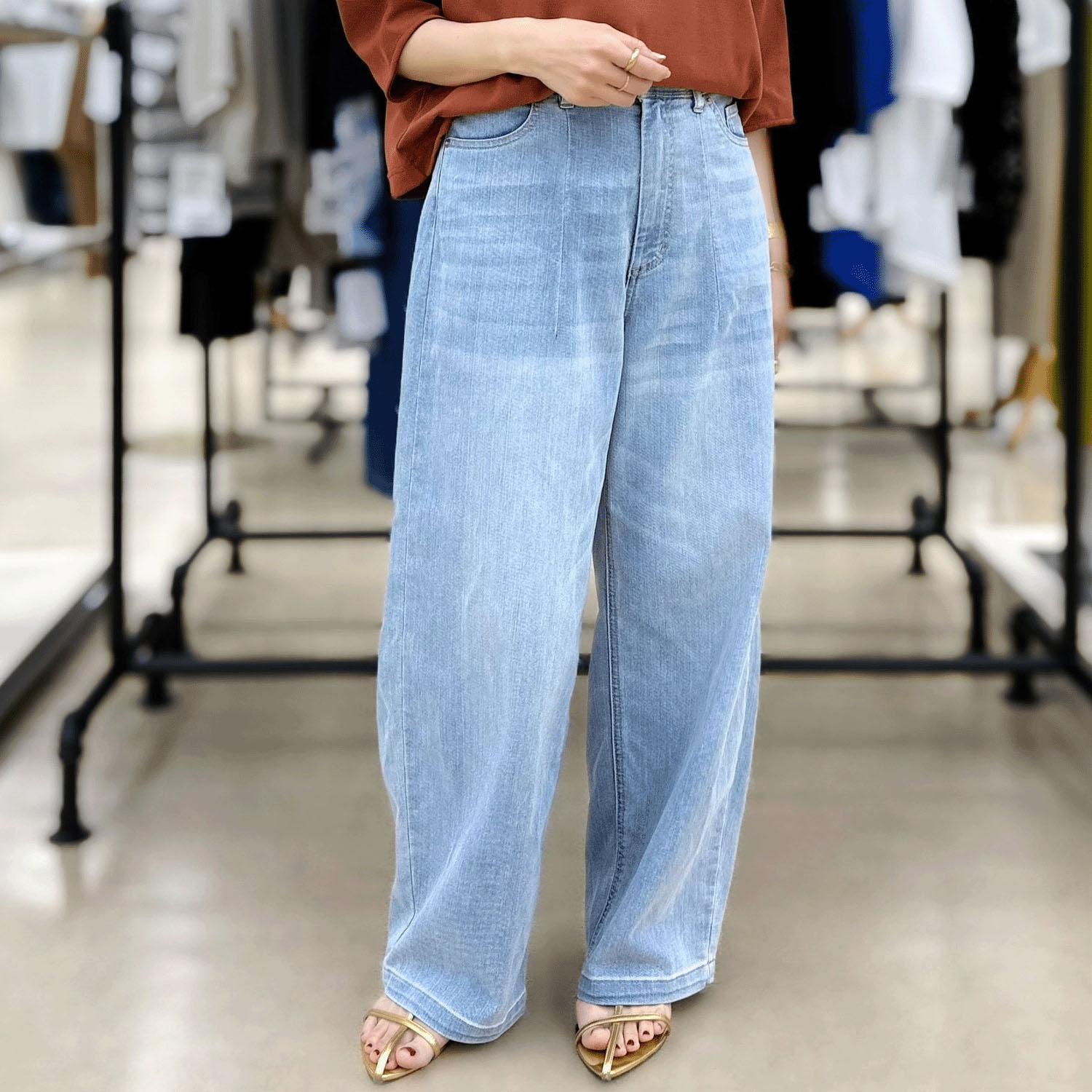 JEUNE ET JOYEUX TCストレッチ デニムカーヴィーパンツ - 画像1