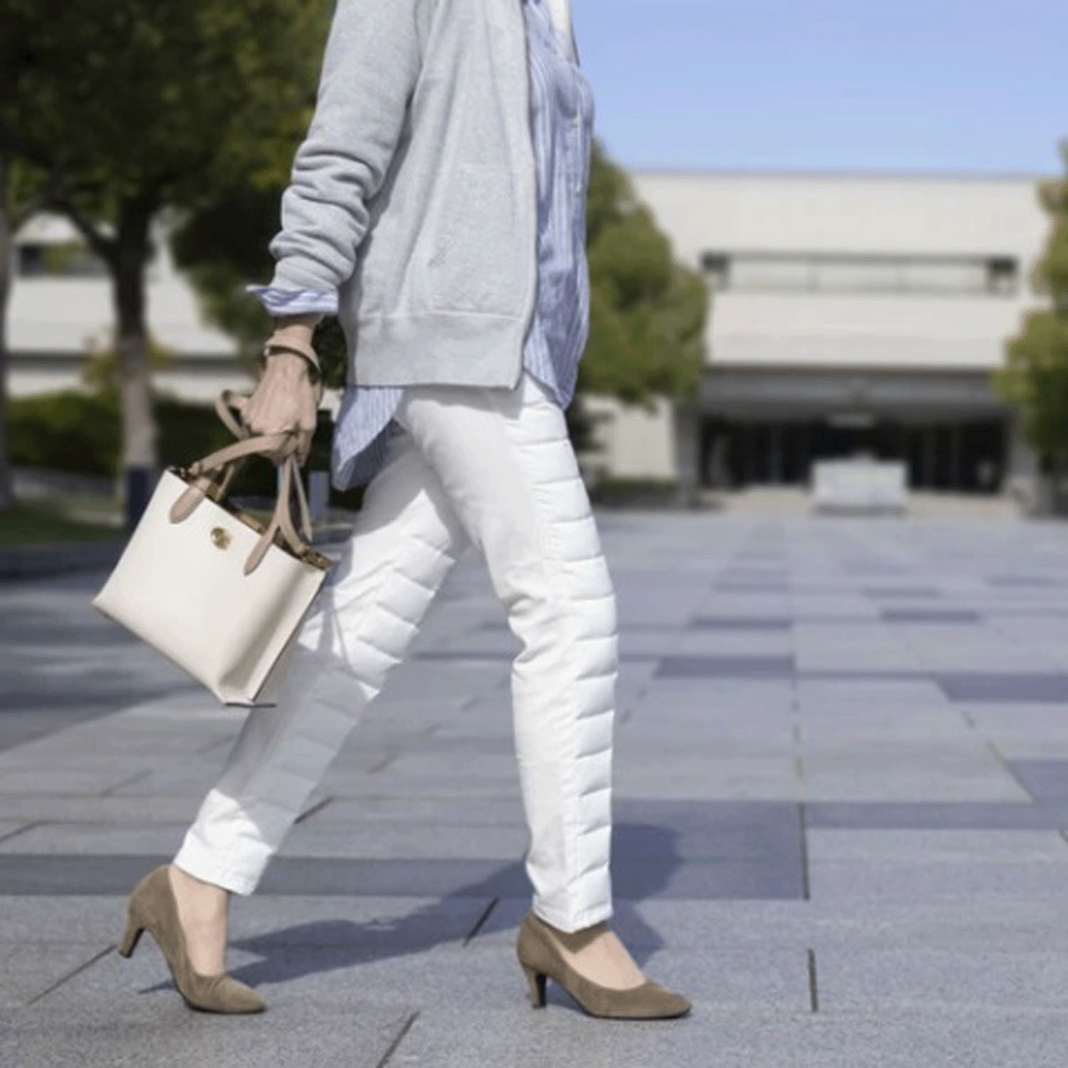 【InstaLive】 無地ダウンパンツ - 画像3