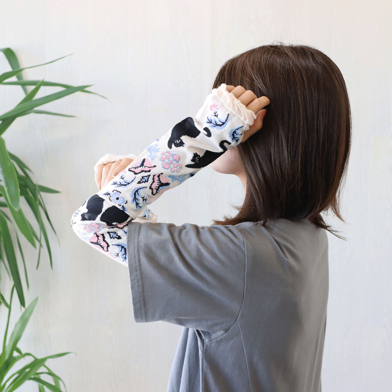 UVアームカバー ニャーベスク - 画像1