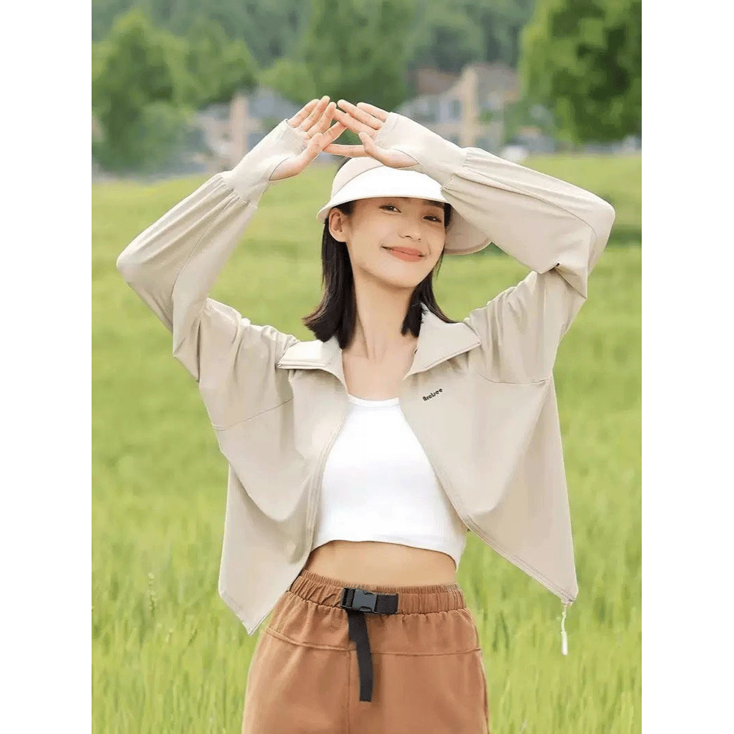 UVハイネックパーカー - 画像1