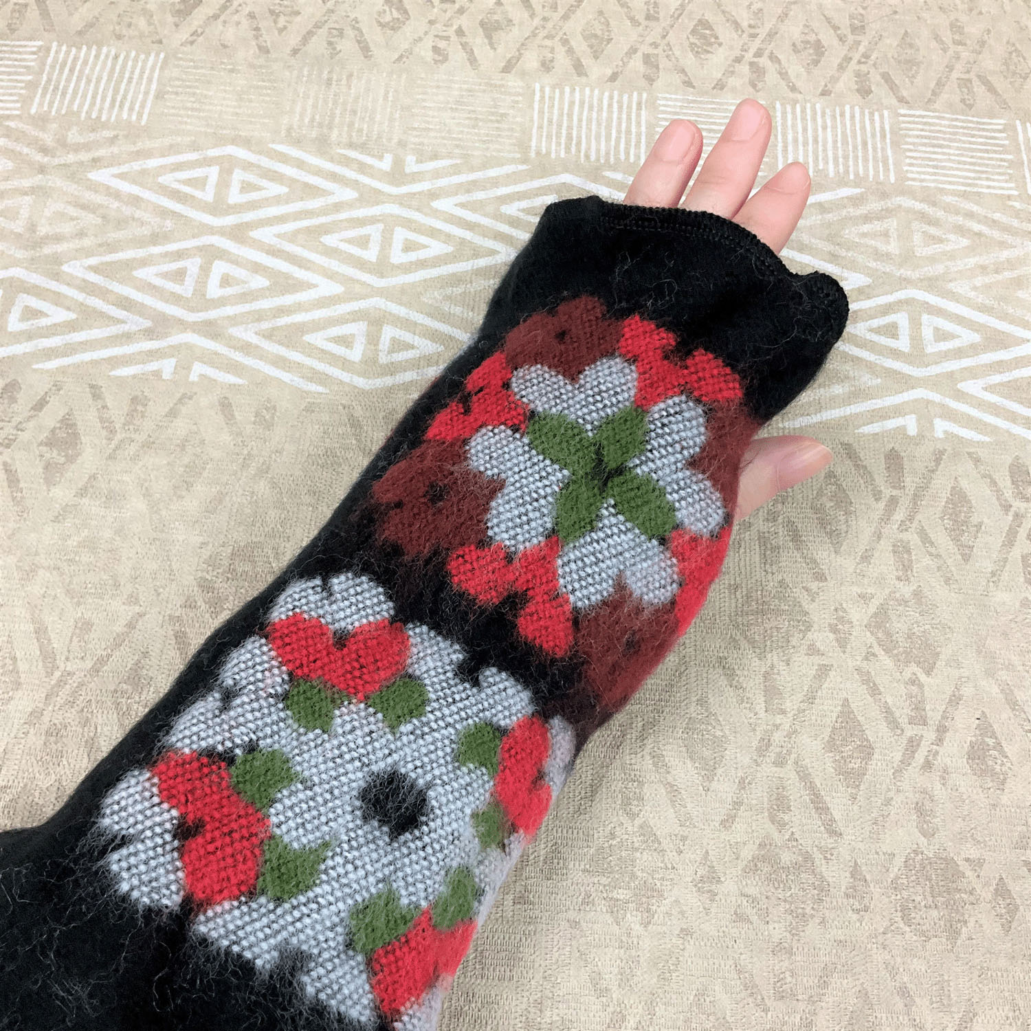 【在庫限り終了】ラシクモア クロッシェ ハンドウォーマー - 画像3