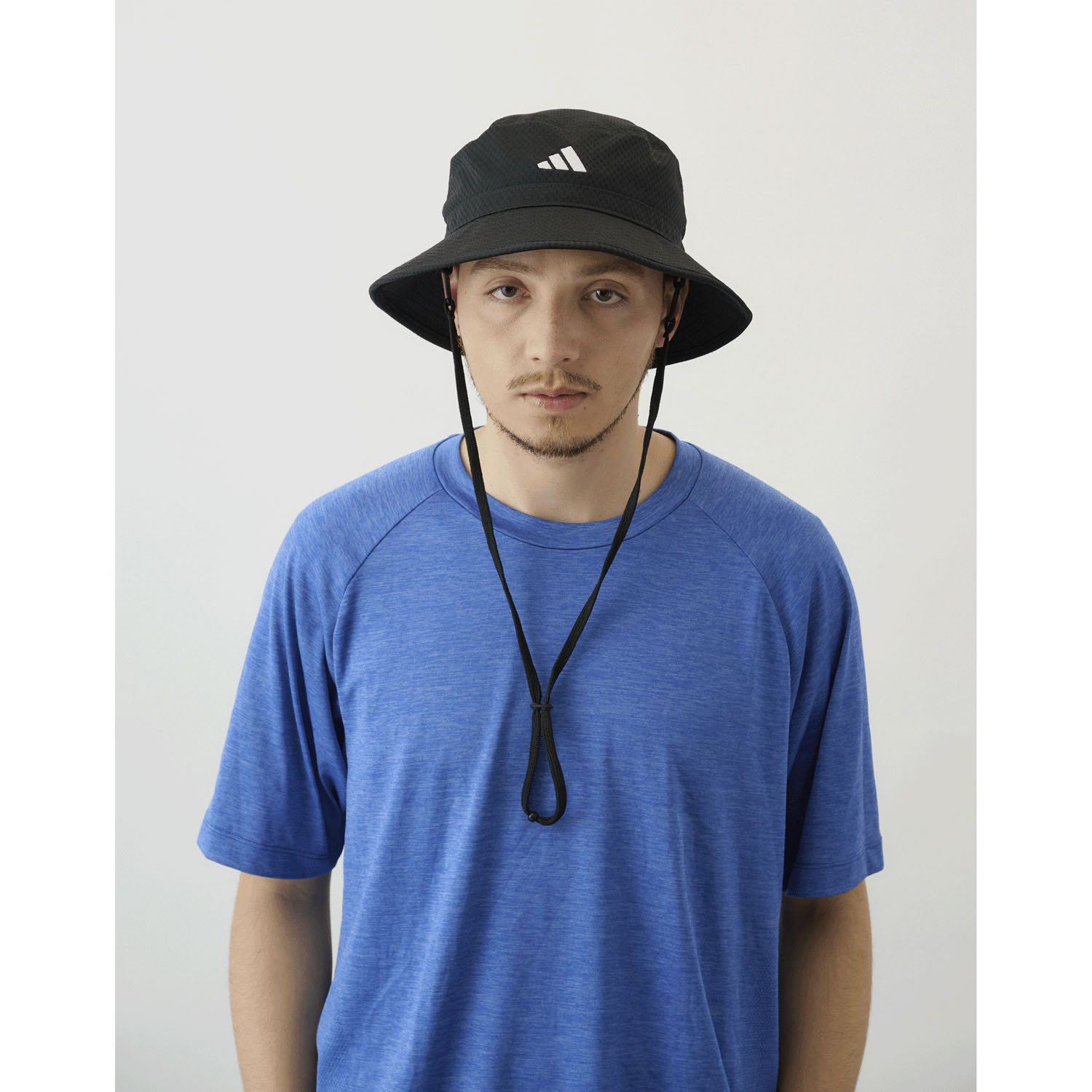 adidas ライトメッシュアドベンチャーハット