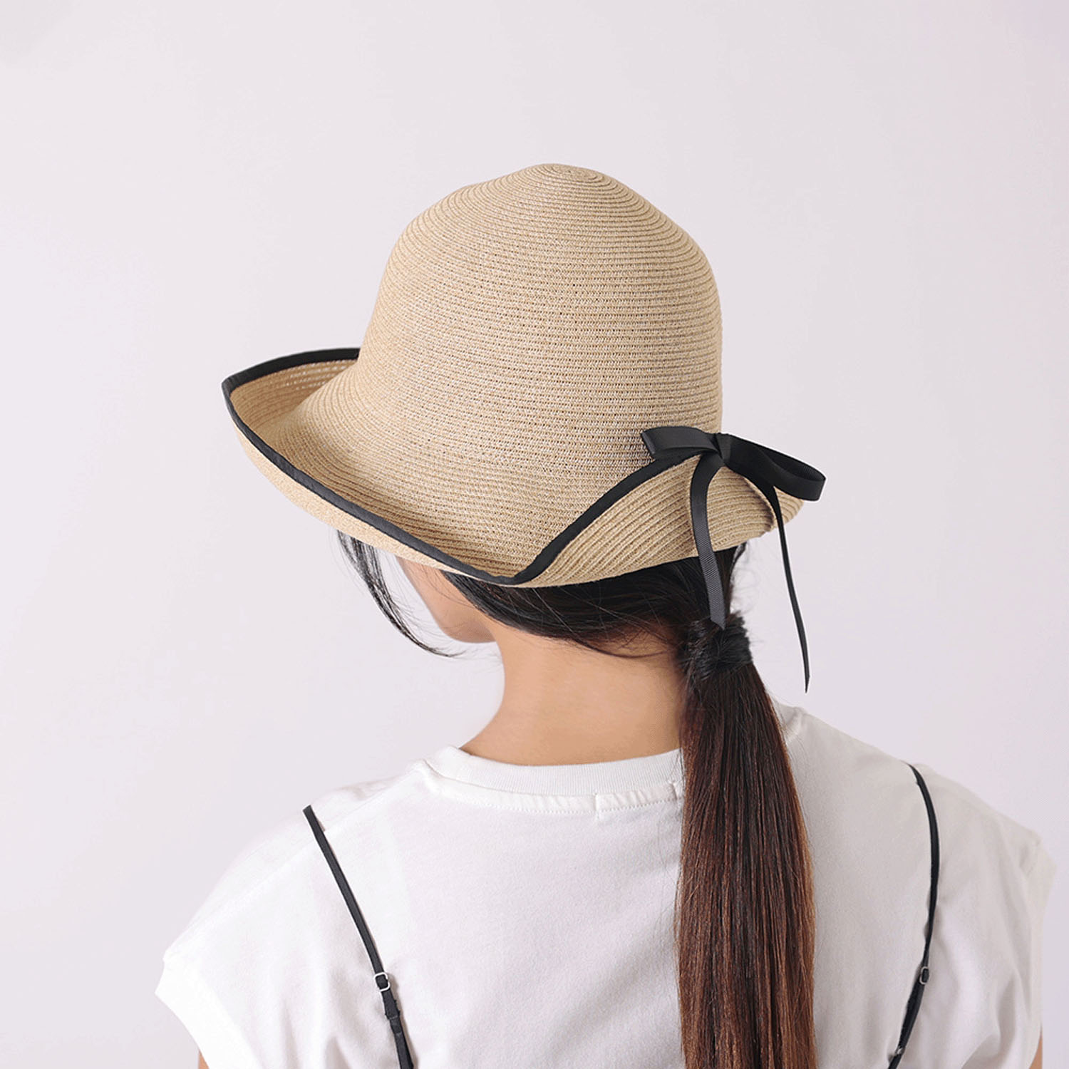 折り返したブリムが印象的なペーパーブレード - 画像4