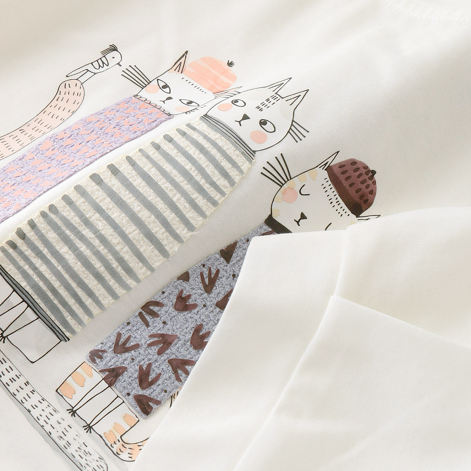 KhakiKoji アニマルアートプリントTシャツ - 画像4