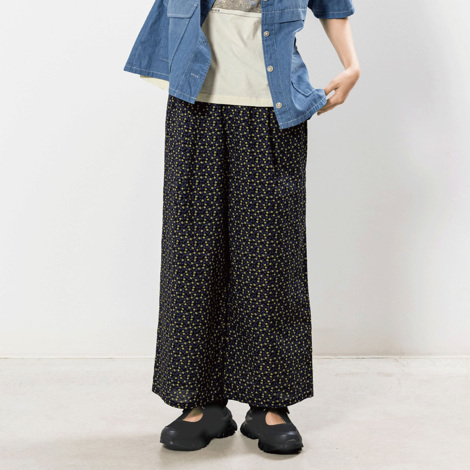 【4月中旬頃入荷予定】Northern Truck フラワープリントワイドパンツ