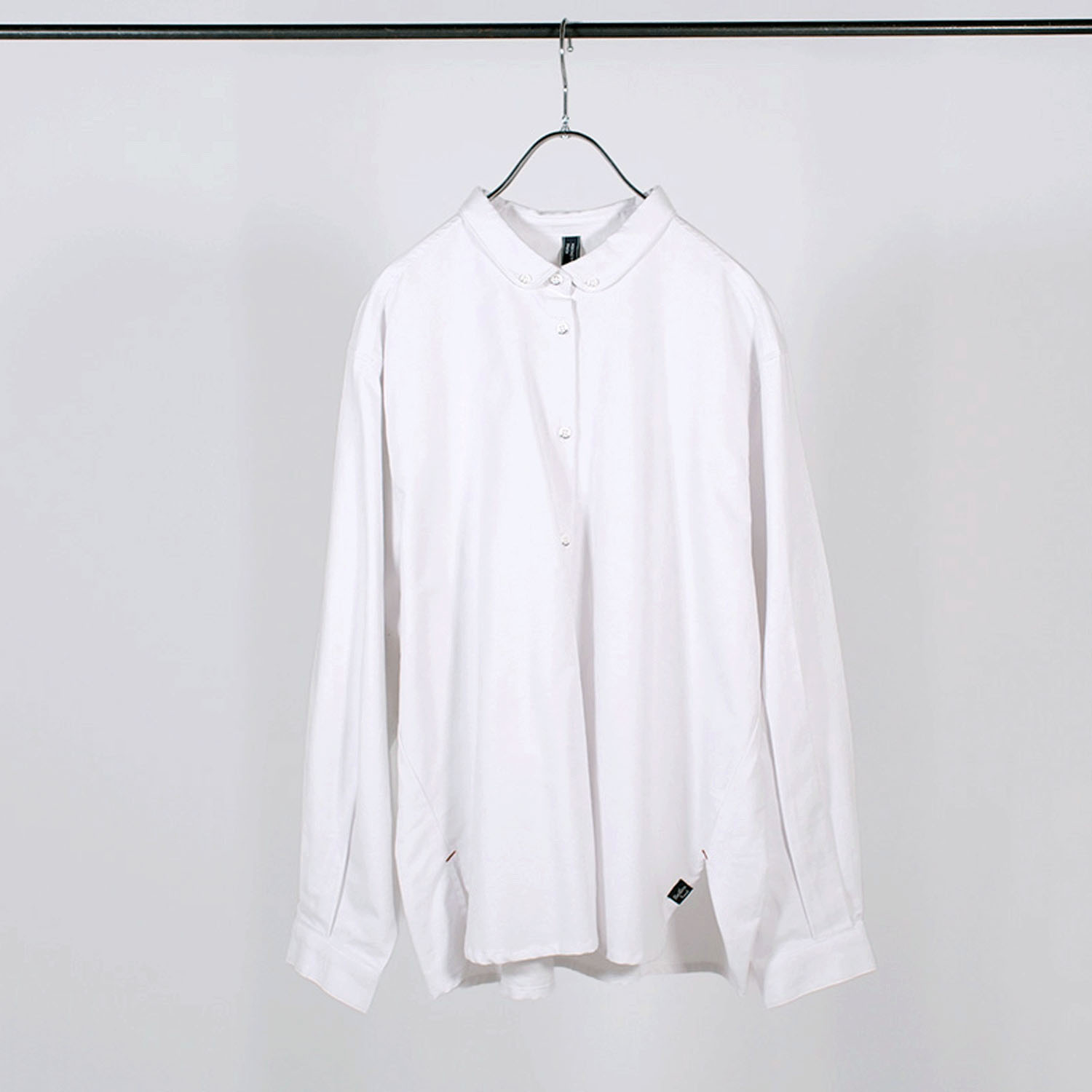 Northern Truck ラウンドヘム釦ダウンシャツ - 画像2