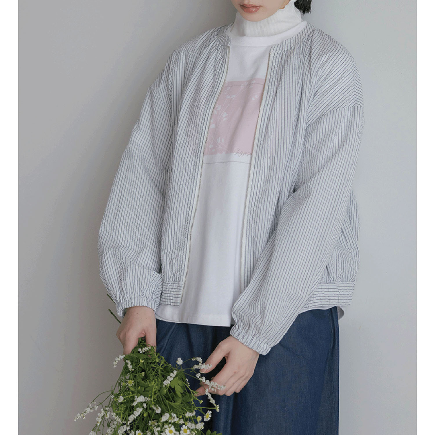 LILASIC シルエットフラワープリントプルオーバー - 画像9