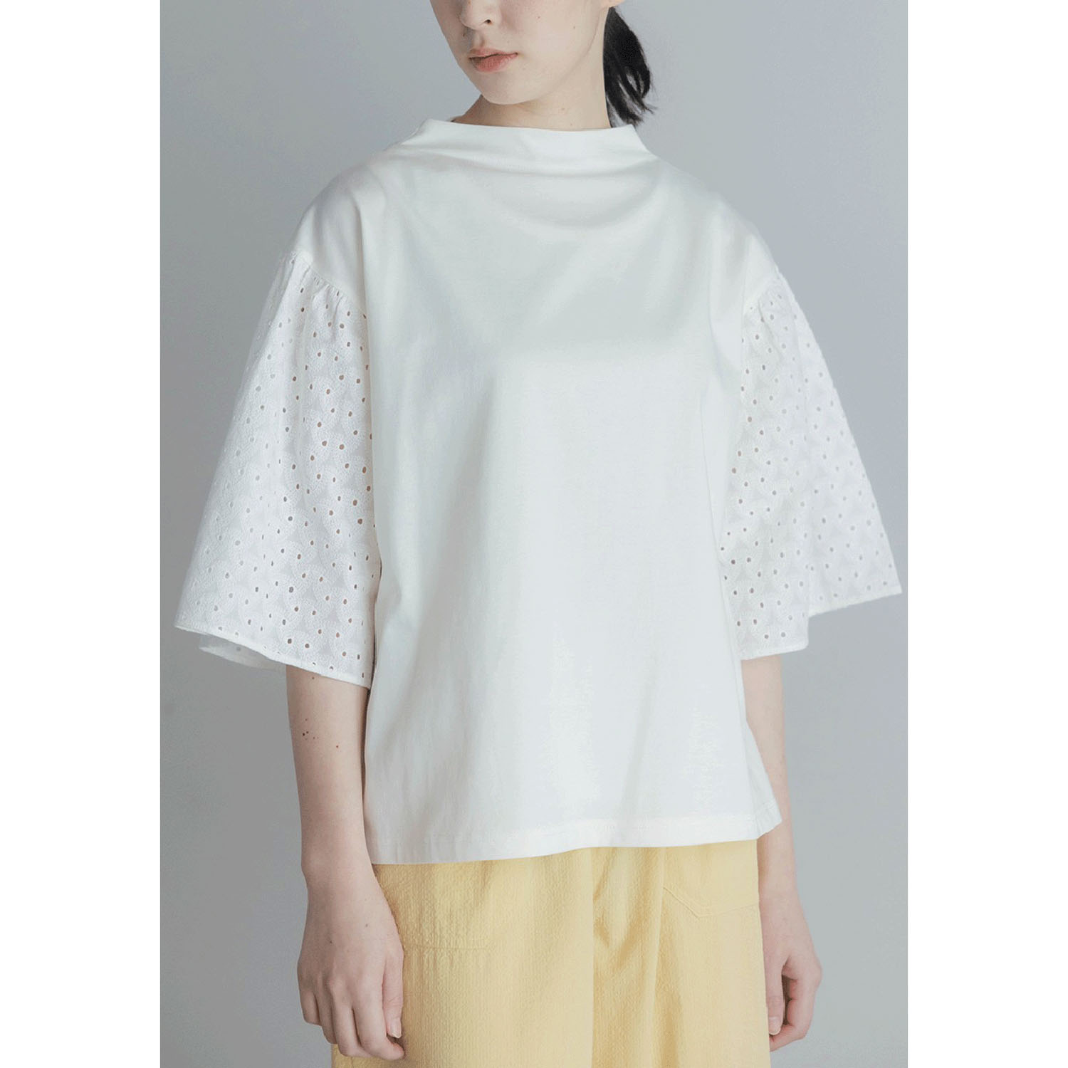 【4月中旬頃入荷予定】LILASIC エンブロイダリースリーブプルオーバー - 画像1