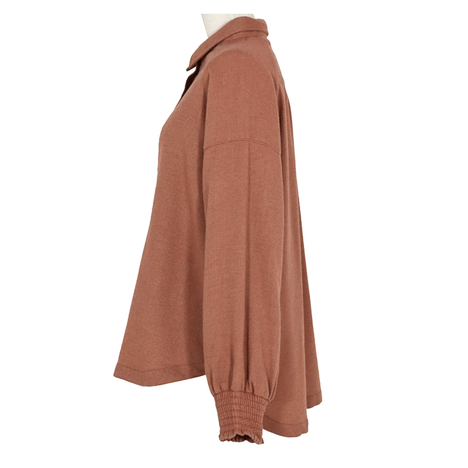 LILASIC ギャザーカフスブラウス - 画像8