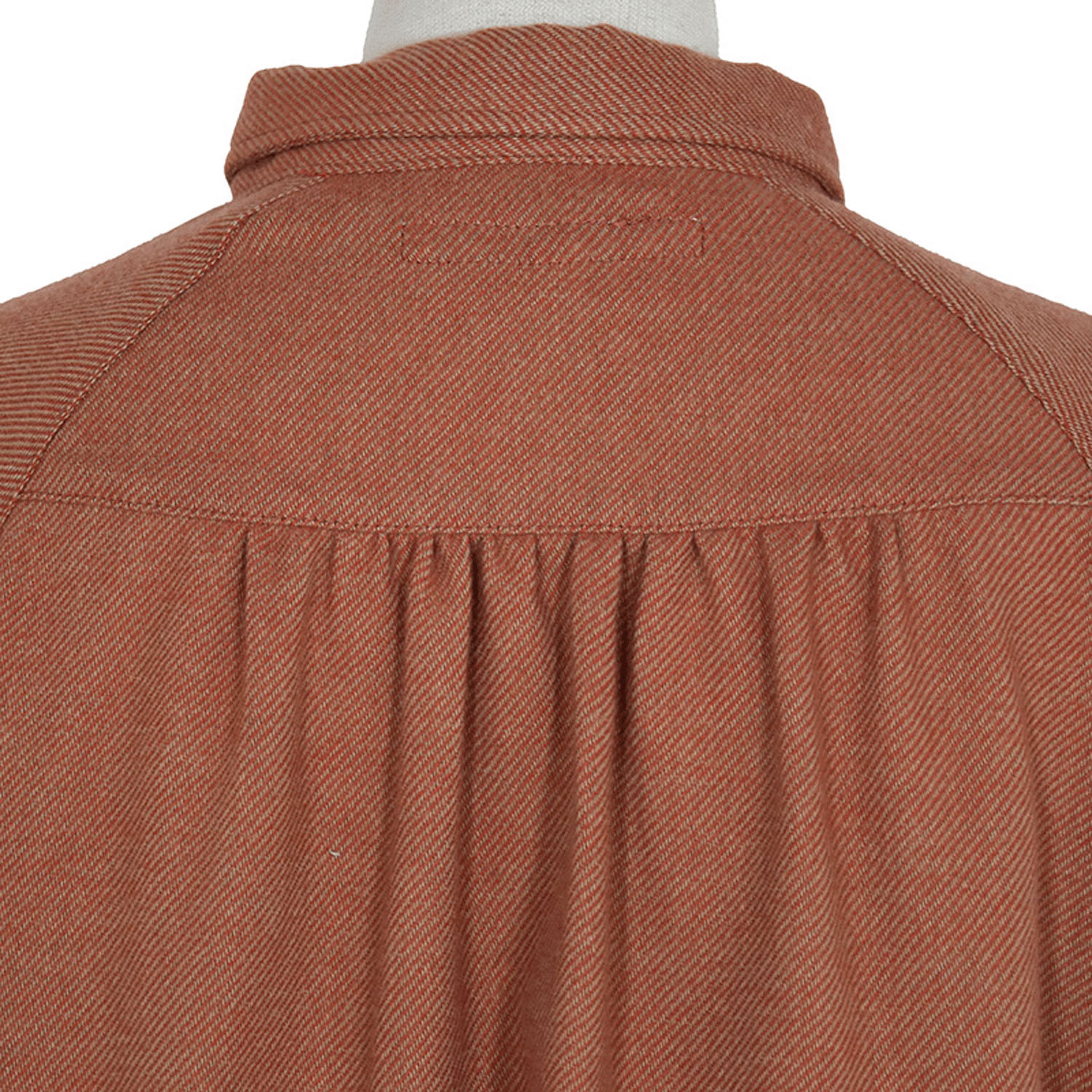 LILASIC ギャザーカフスブラウス - 画像10