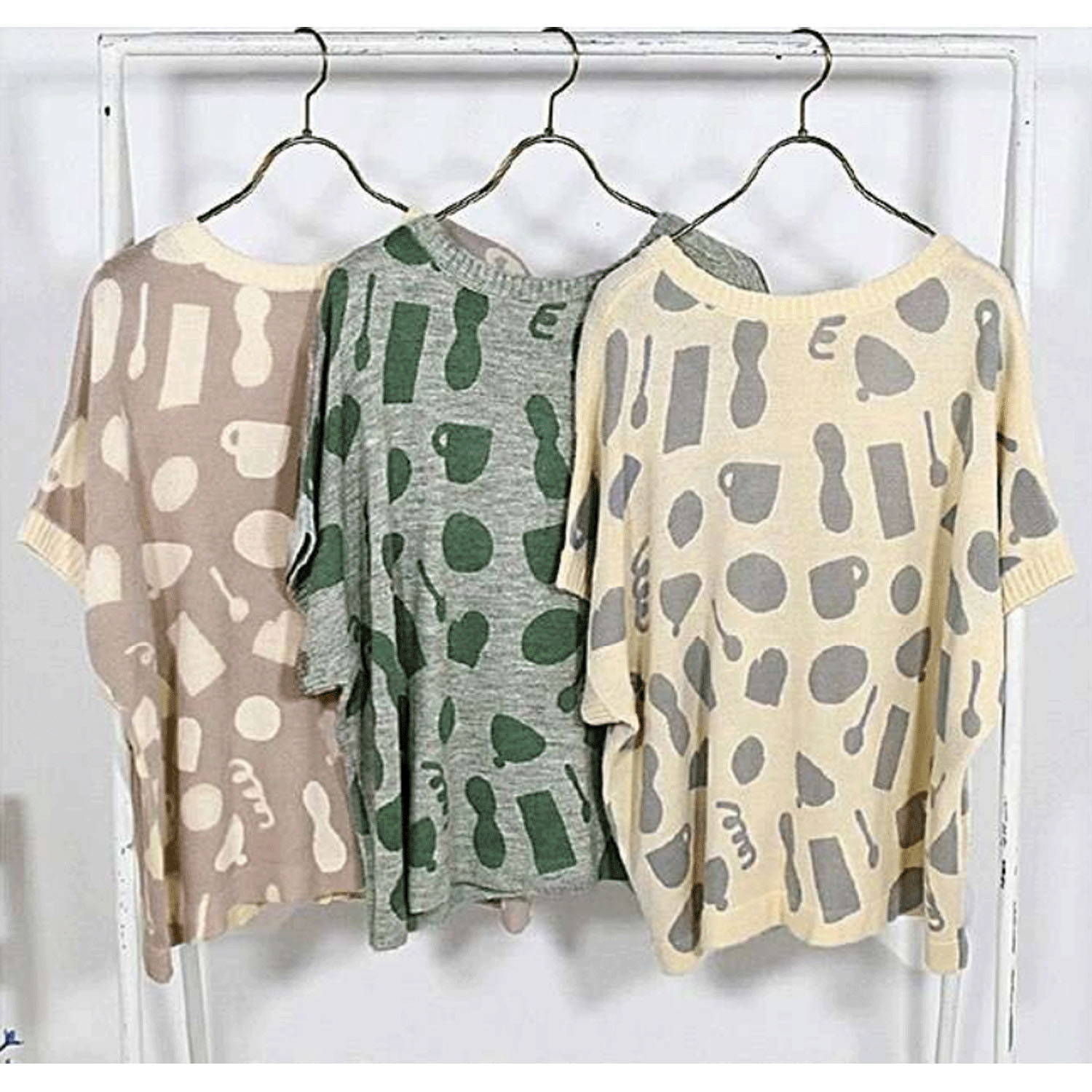 Keitto リュッケなひととき柄プリントベスト - 画像1