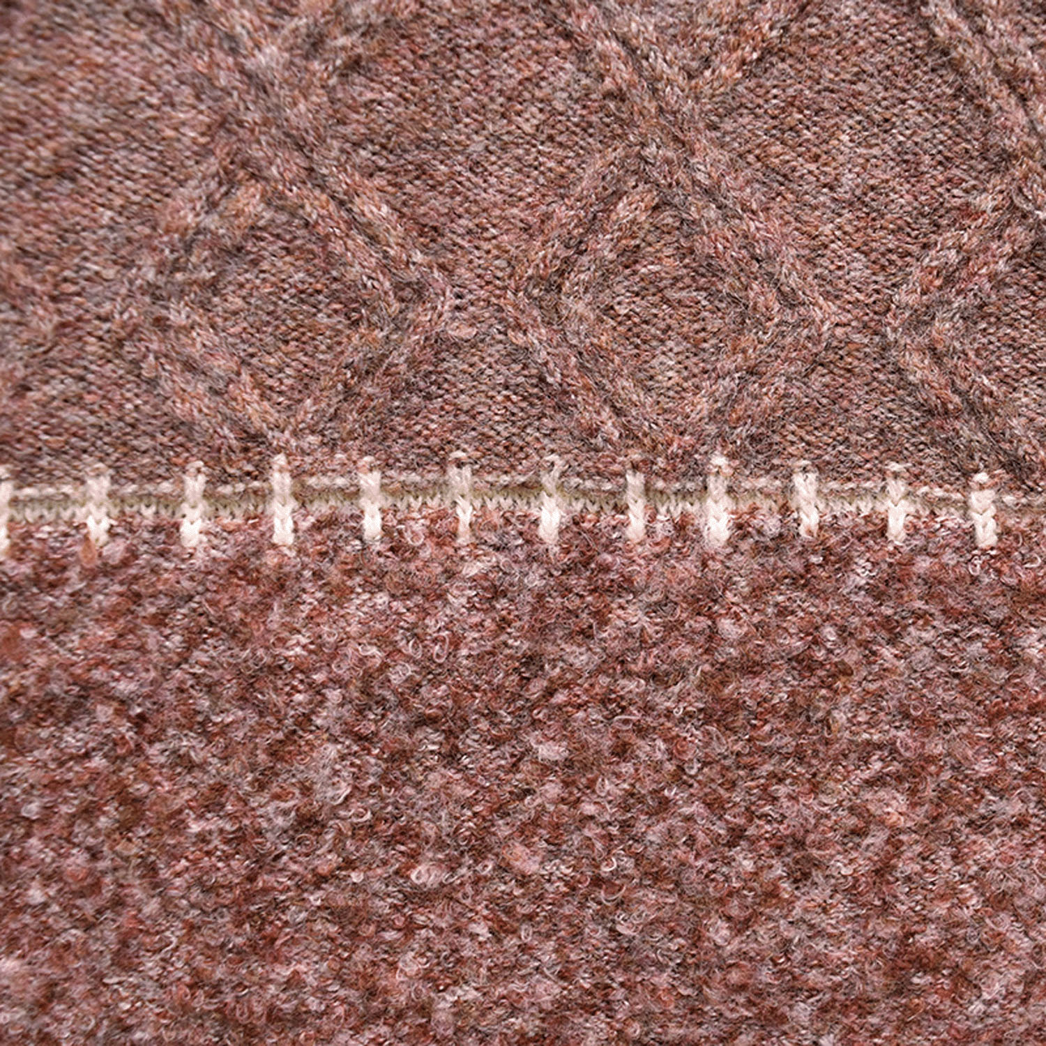 Keitto 編地切り替えブランケットステッチ入りニットプルオーバー - 画像6