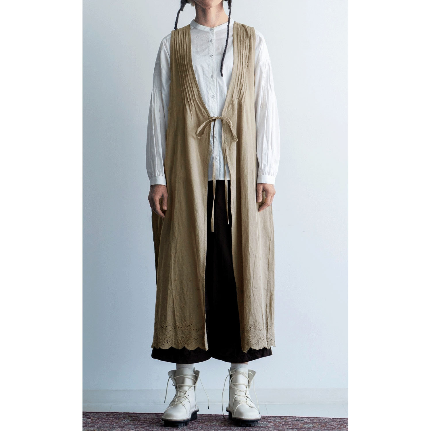 【Insta Live】ista－ire スカラップ刺繍ジレ - 画像3