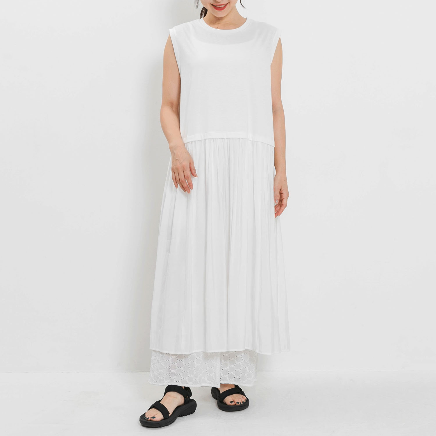 【InstaLive】YURK geniet van ペチインナーワンピース - 画像1