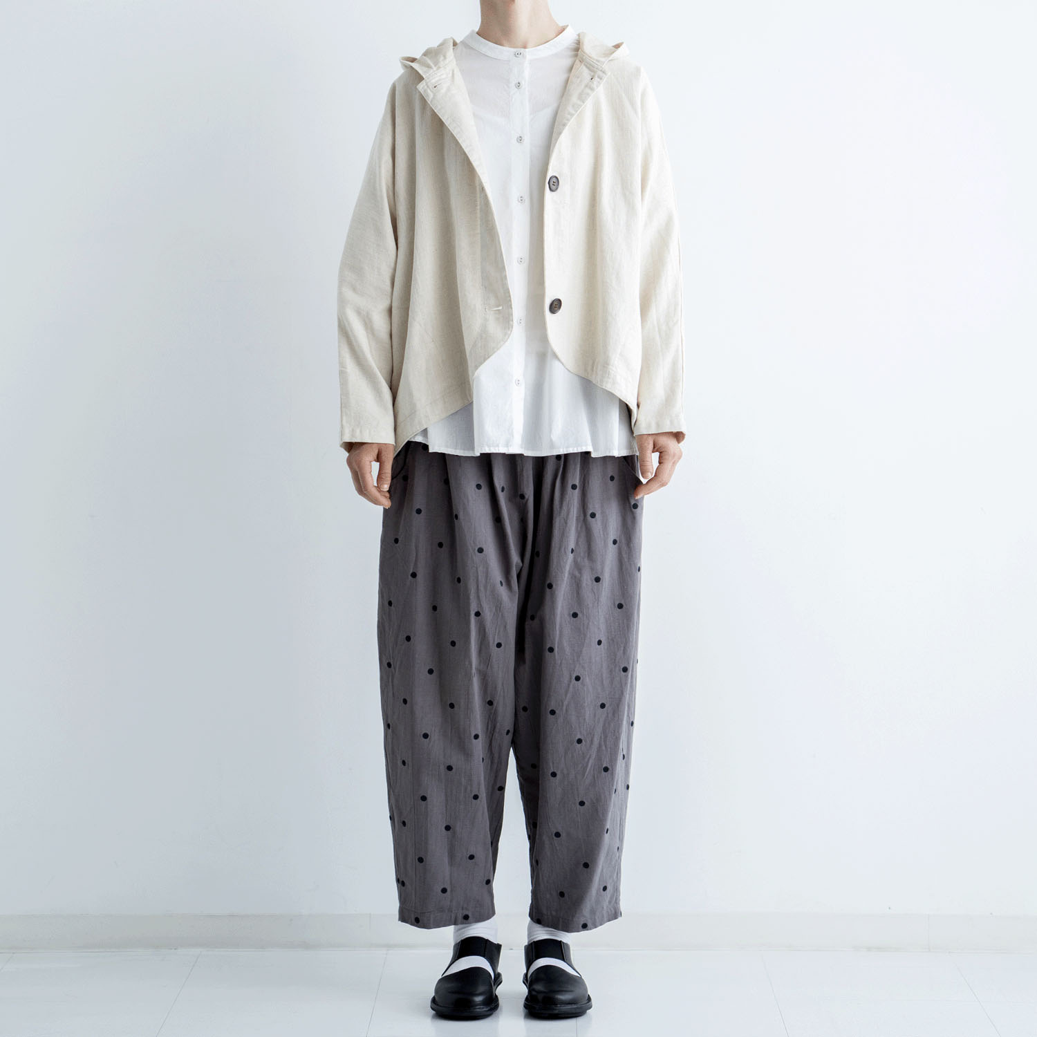 ista－ire 6．5oz甘撚りデニム フードバルーンジャケット - 画像5