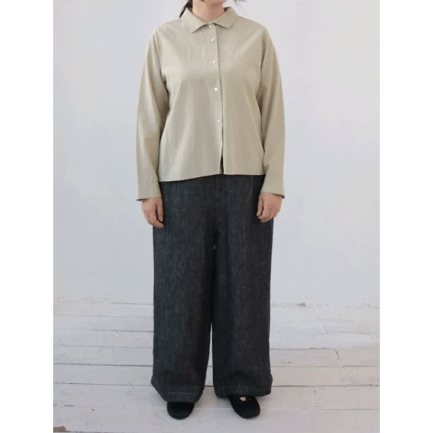 YARRA フラットカラーオープンブラウス - 画像8