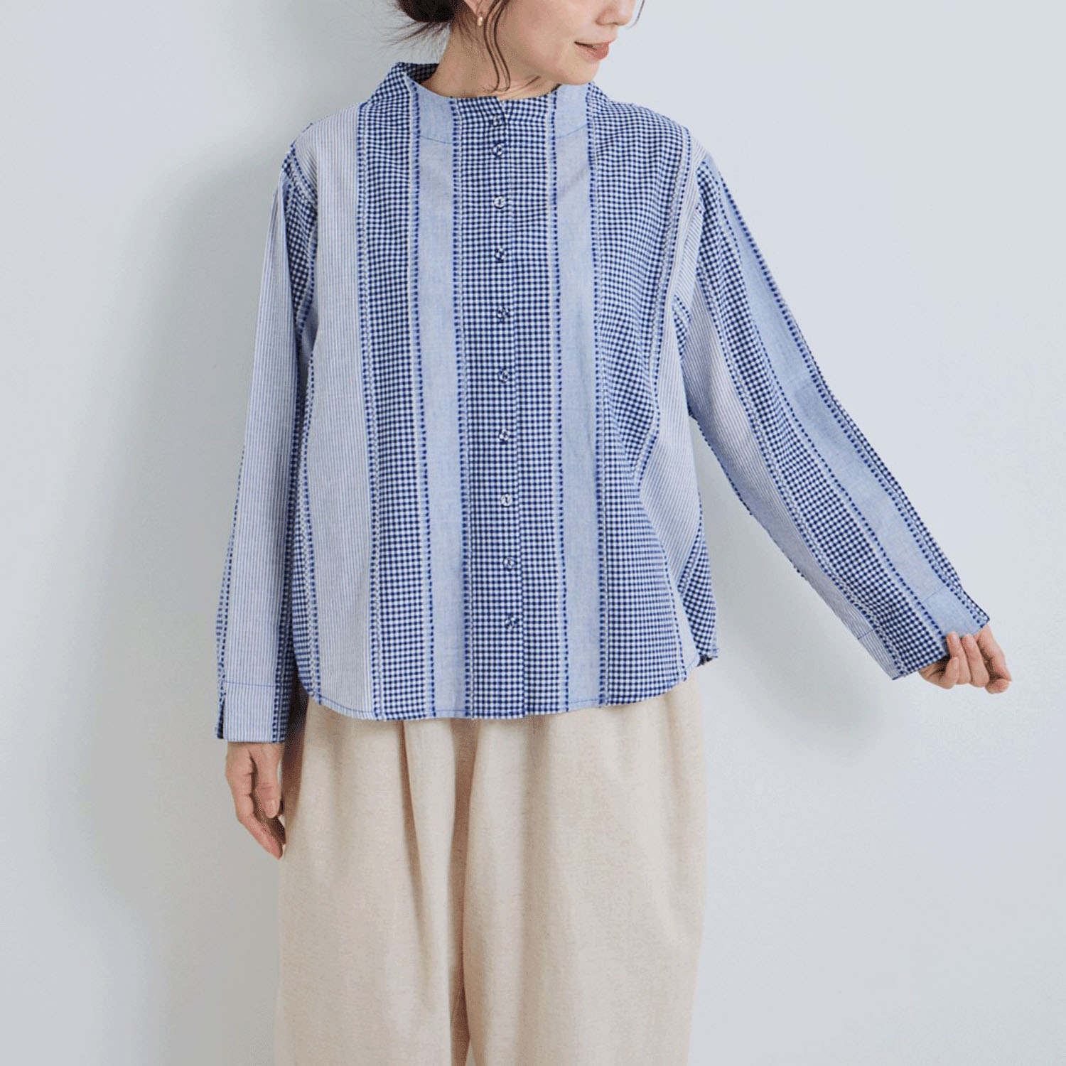 YURK genite van イレギュラーギンガムガンジーネックシャツ - 画像1