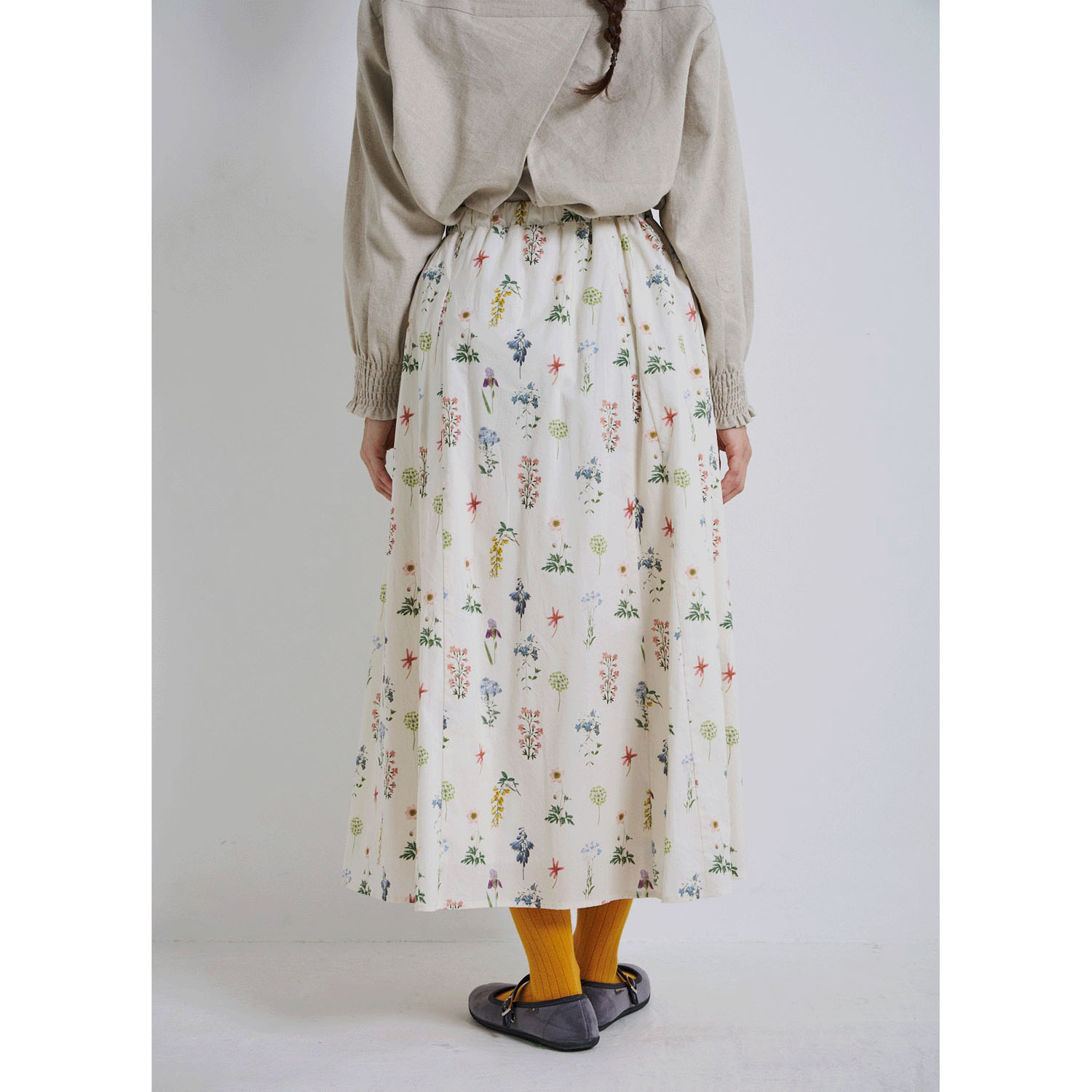 YURK genite van フラワープリントタックスカート - 画像7