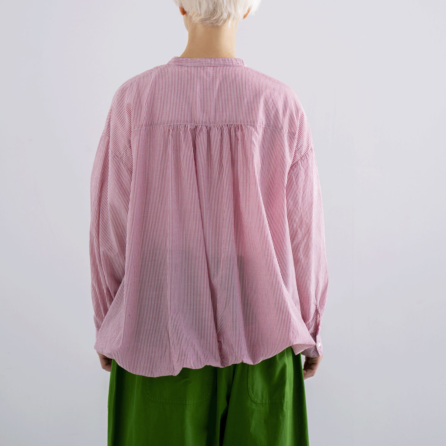 ista－ire シアーストライプ裾バルーンブラウス - 画像4