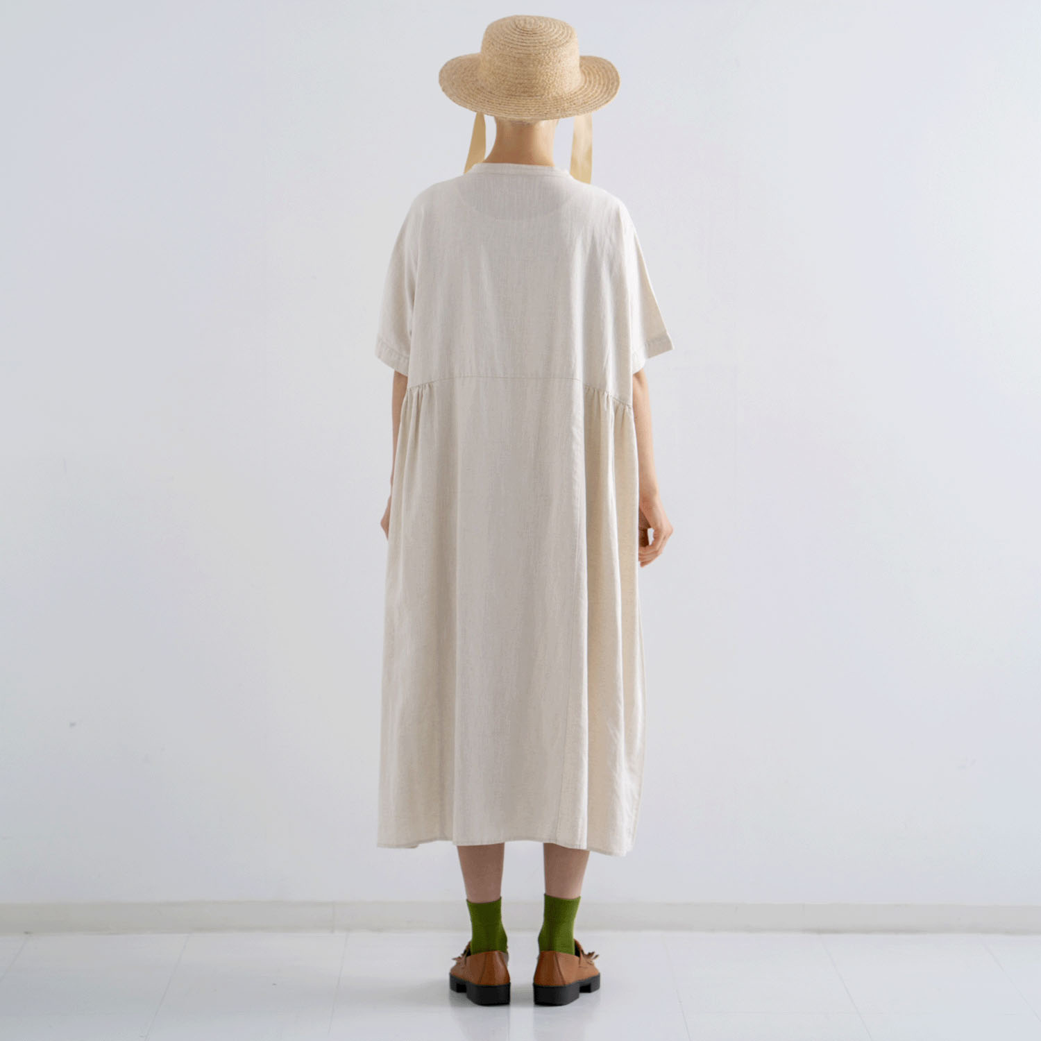 ista－ire 4．5oz綿麻甘撚りデニム（ista－ireオリジナル生地）サイドギャザーワンピース - 画像3