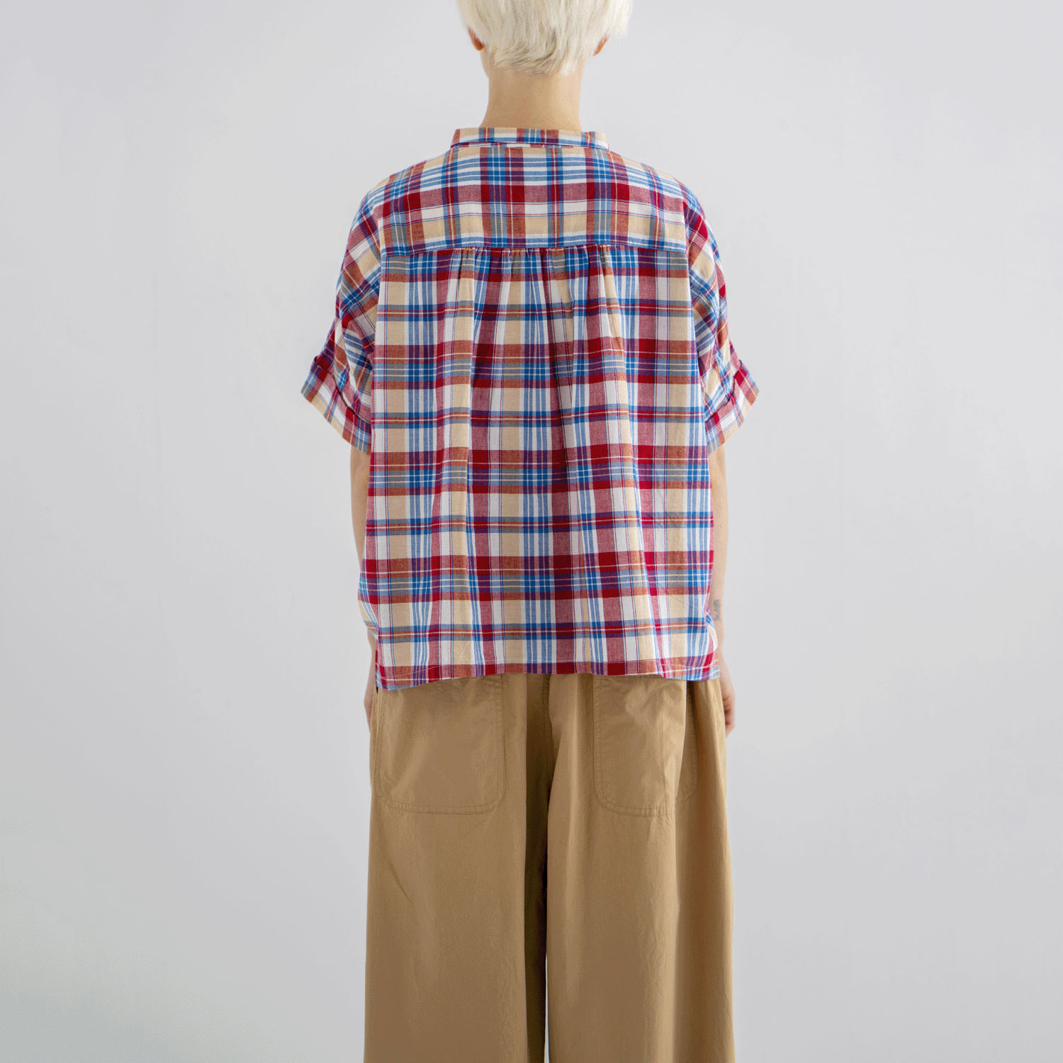 ista－ire マドラスチェック ちび襟ワイドシャツ - 画像2