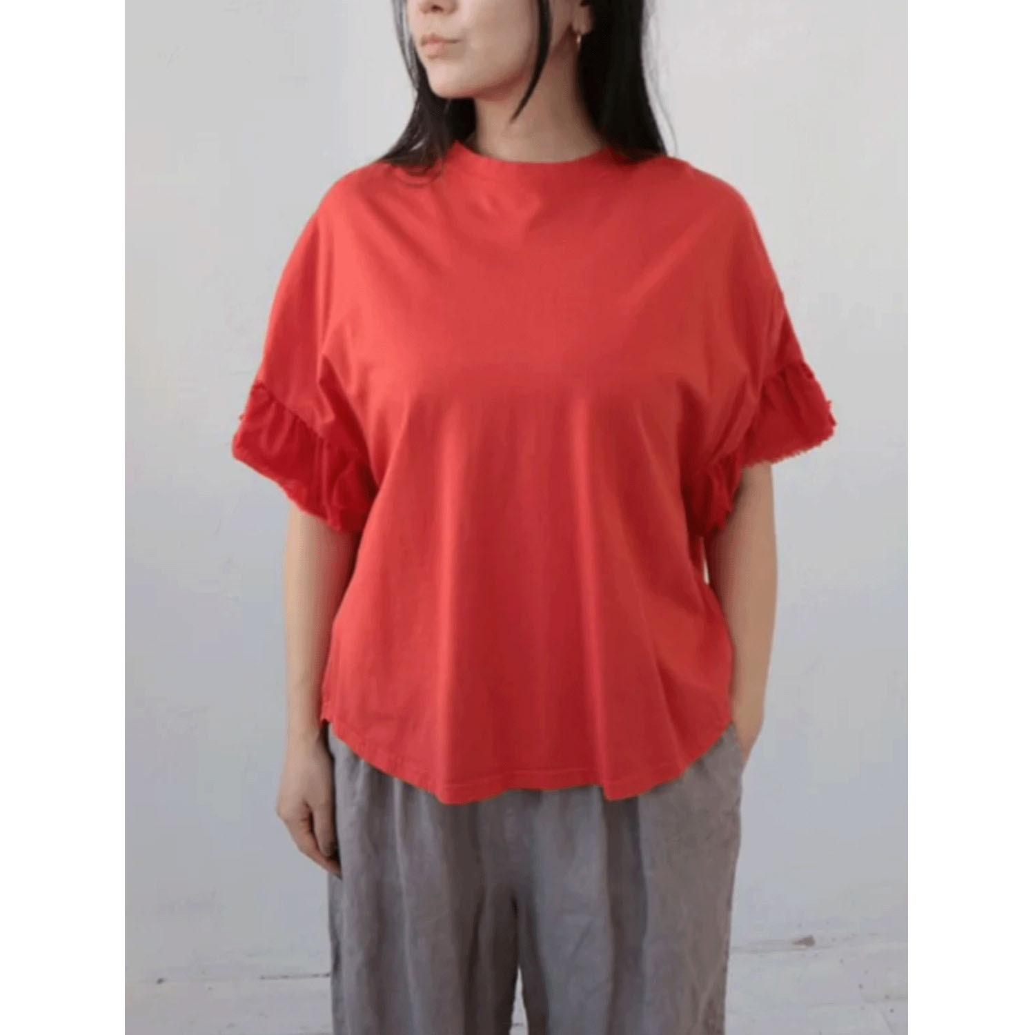 YARRA 異素材フリルスリーブカットプルオーバー - 画像6