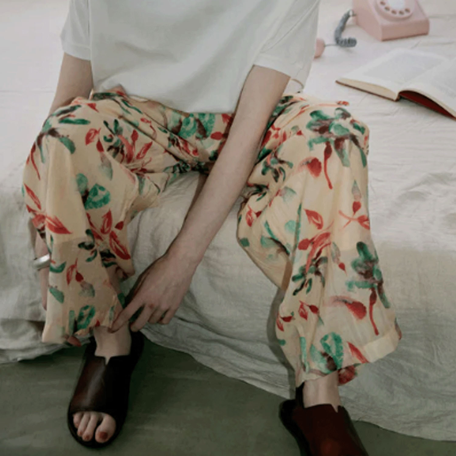 doux bleu フラワーインドプリントパンツ - 画像7