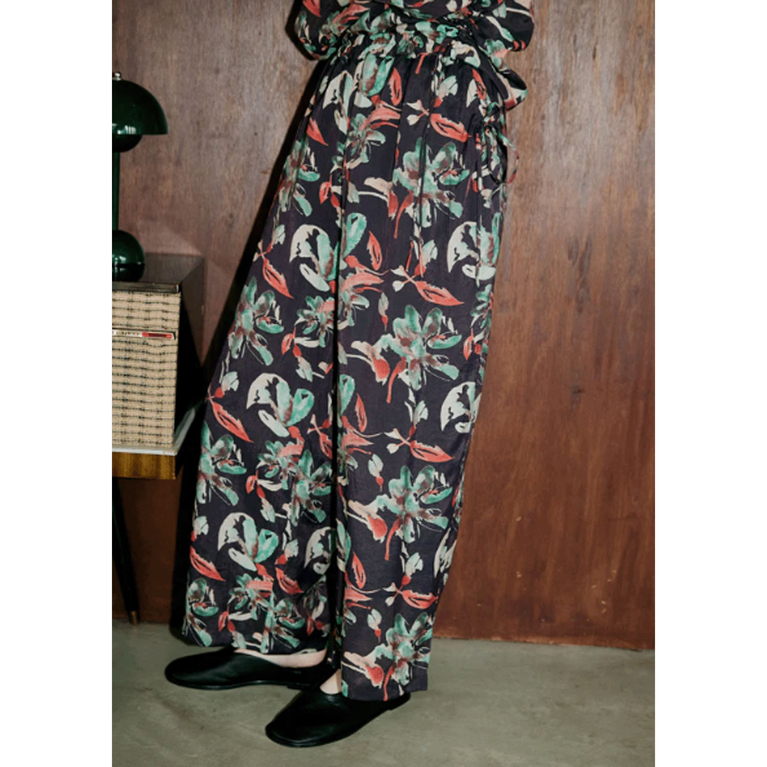 doux bleu フラワーインドプリントパンツ - 画像1