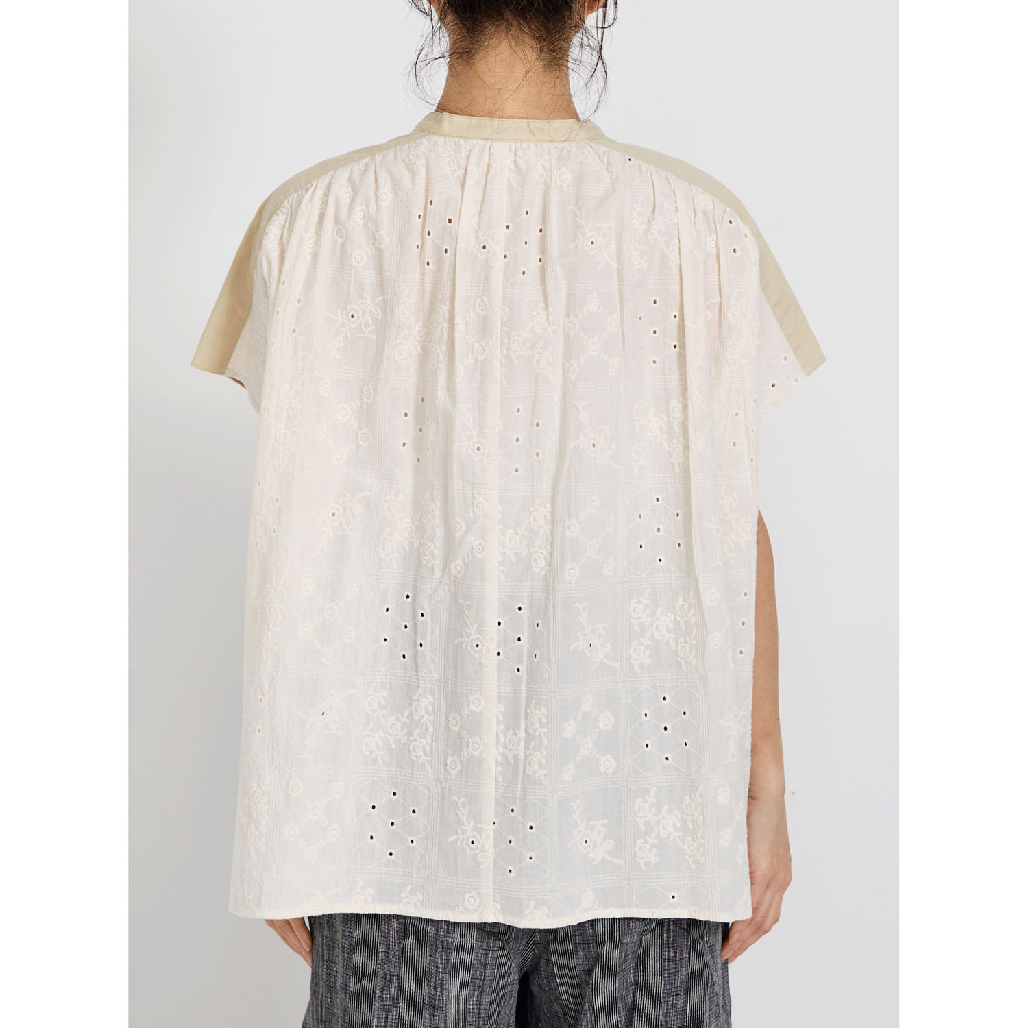 YURK geniet van ギャザーシャツ - 画像5