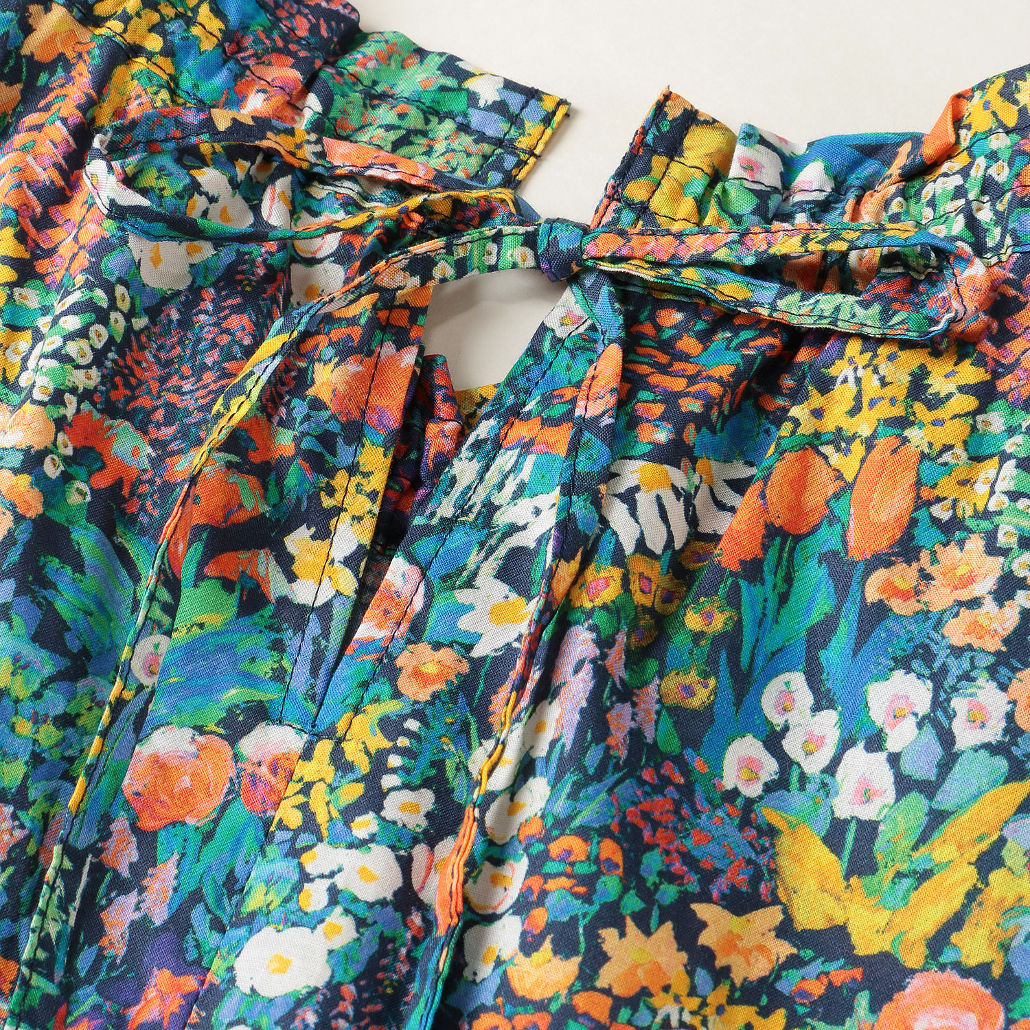 リバティフラワープリント柄ブラウス - 画像5