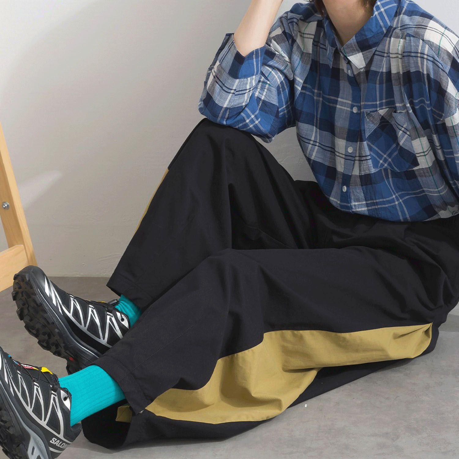 【ETONET限定】 iriey 脇タックコクーンパンツ - 画像3