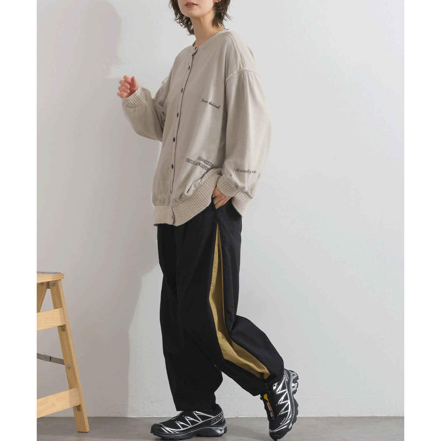 【ETONET限定】 iriey 脇タックコクーンパンツ - 画像8