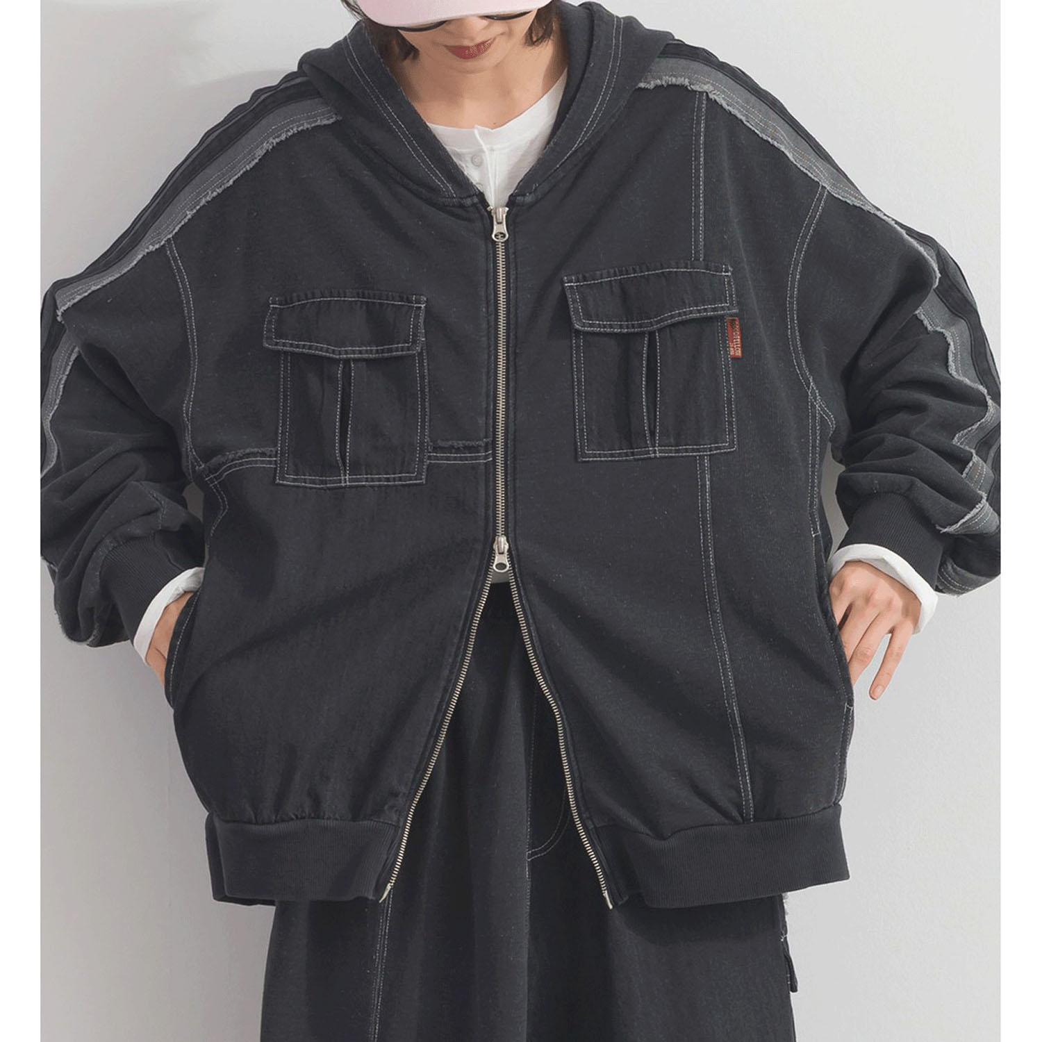 【ETONET限定】 iriey  裏毛インディゴ染めZIPパーカー - 画像4