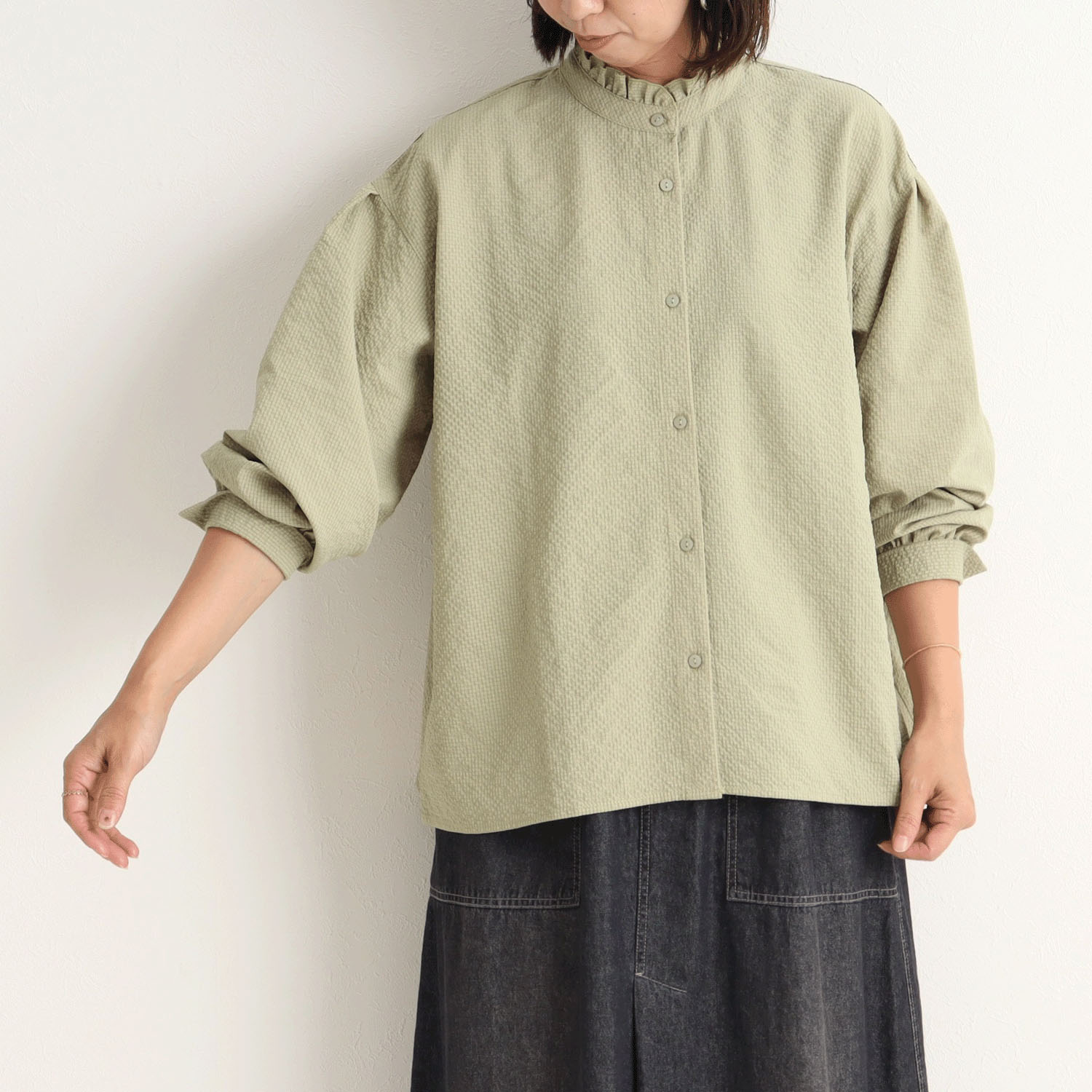 le colis  ポコポコクロスのエリフリルシャツ - 画像1