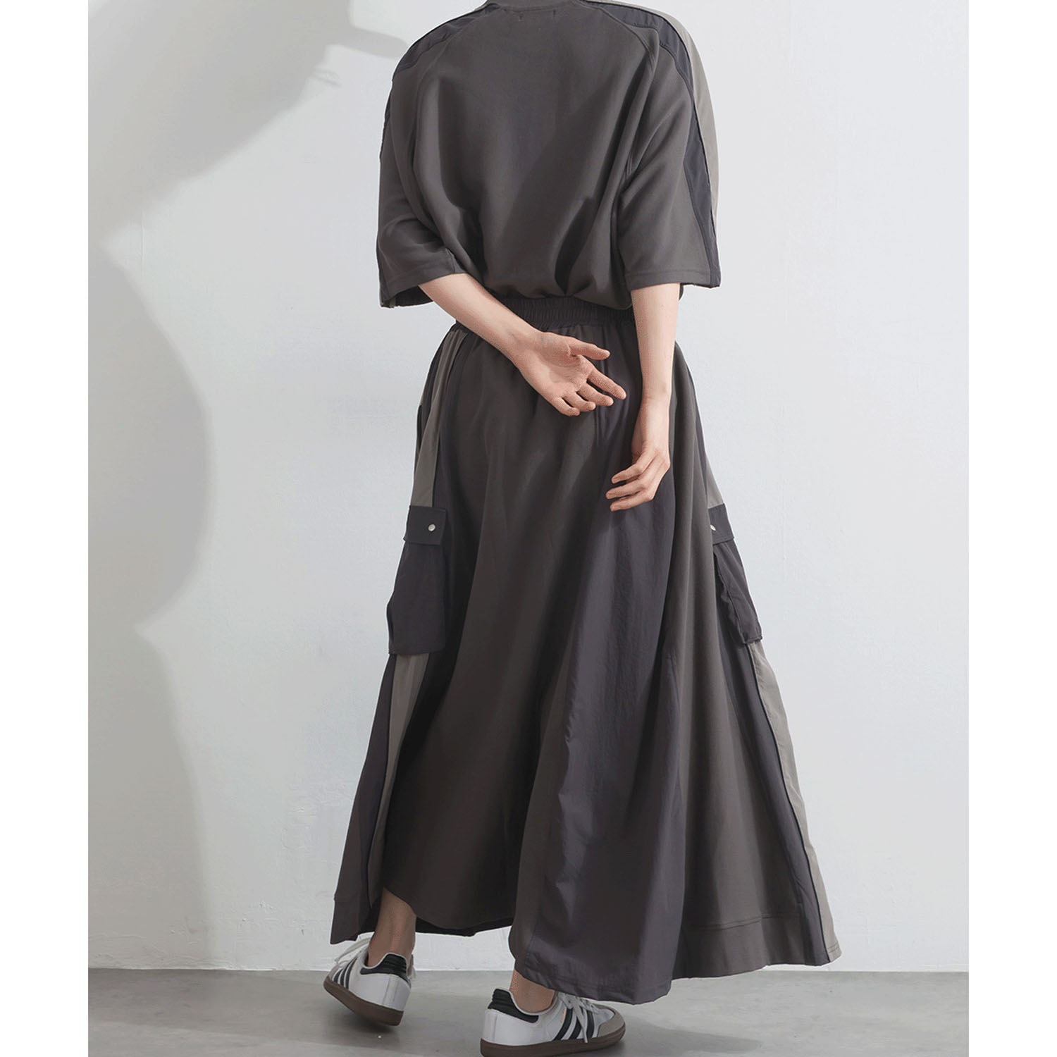 【ETONET限定】 iriey 配色ラインスカート - 画像5