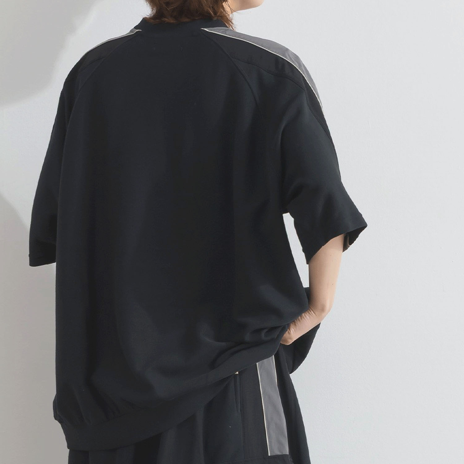 【ETONET限定】 iriey 配色ラインプルオーバー - 画像13