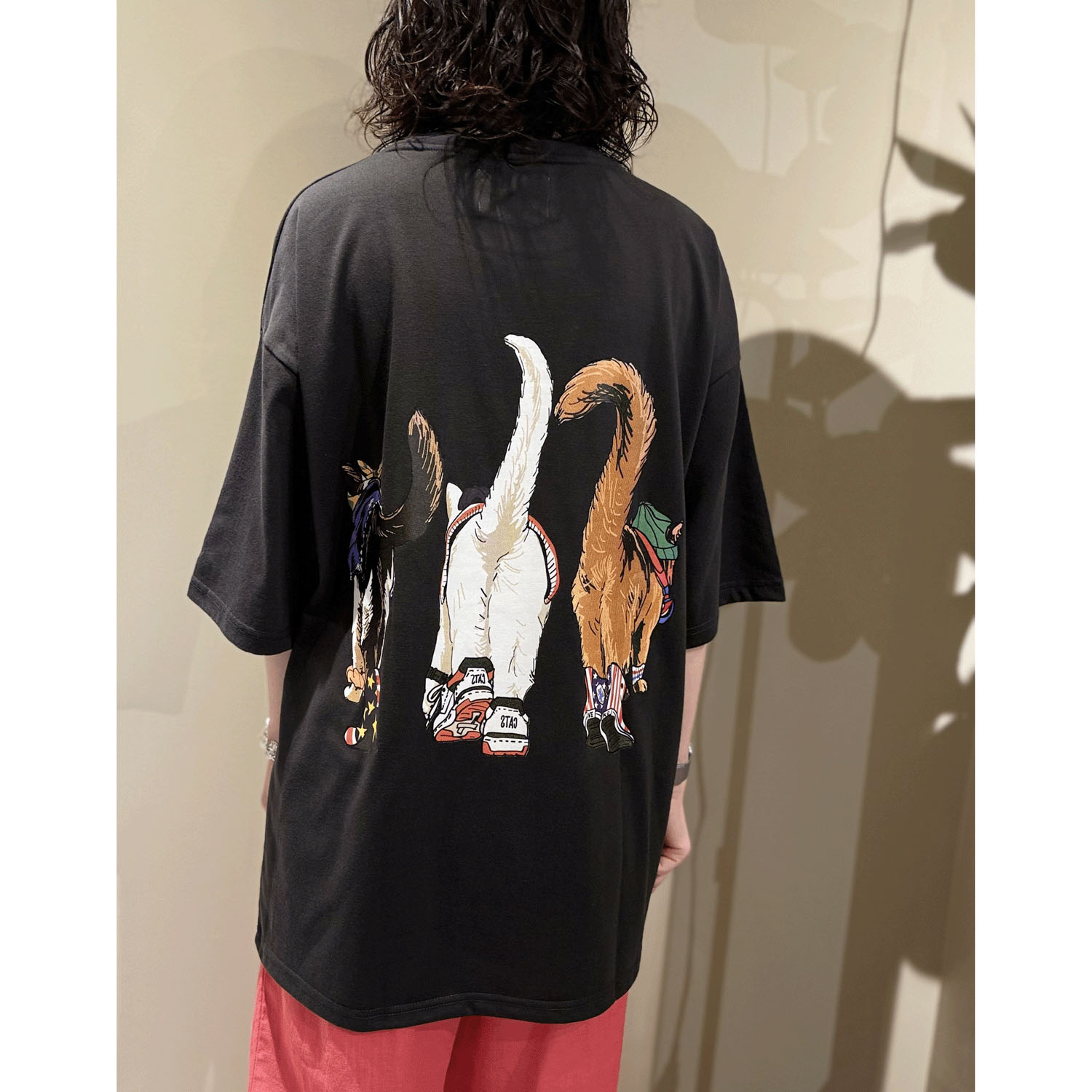 【LLサイズ、新色追加】【Insta Live】CORISCO Animal Village 前後プリントネコTシャツ - 画像22