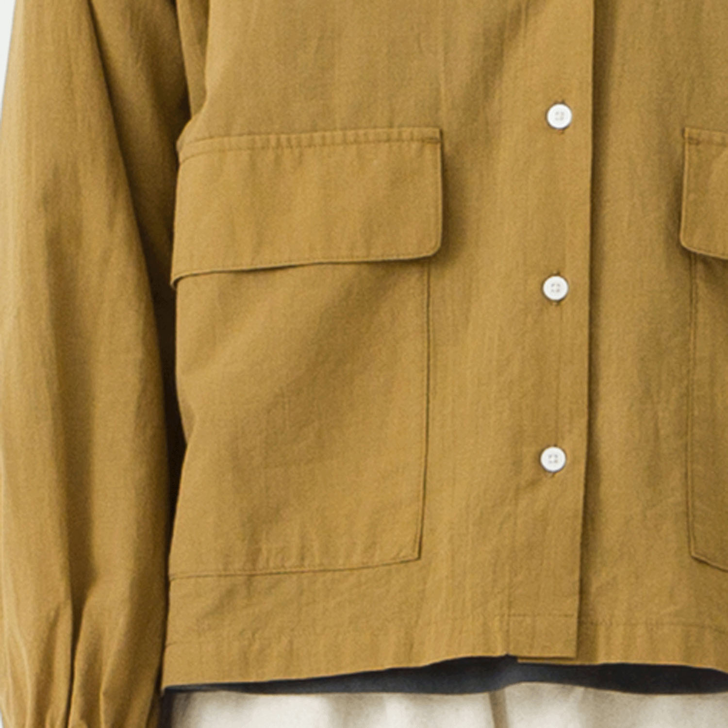 【お取り寄せ】kermu シアーコットンフロントボタンフーデットブラウス - 画像12