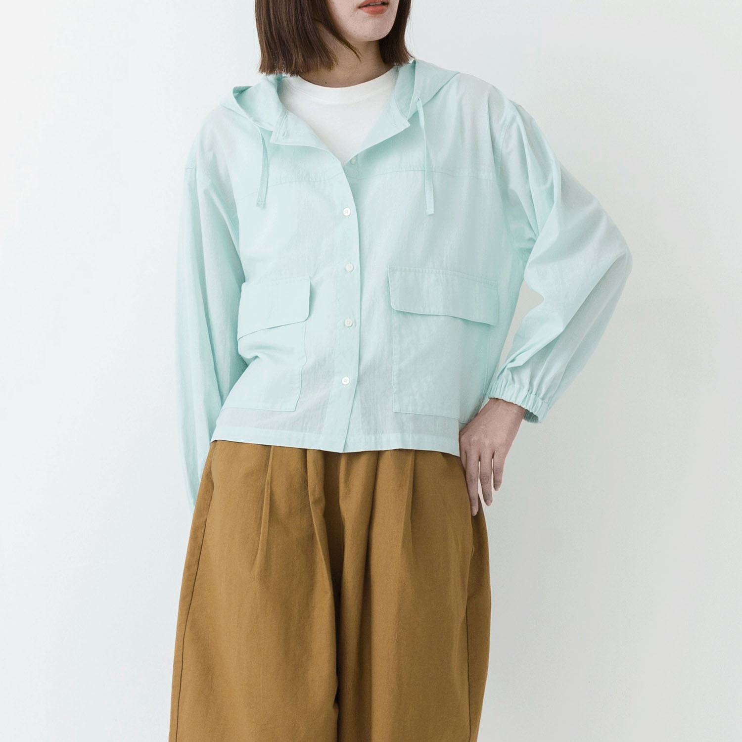 【お取り寄せ】kermu シアーコットンフロントボタンフーデットブラウス - 画像1