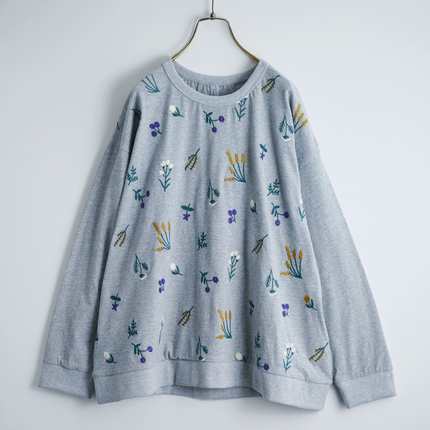 Emago 花刺繍タックプルオーバー - 画像1