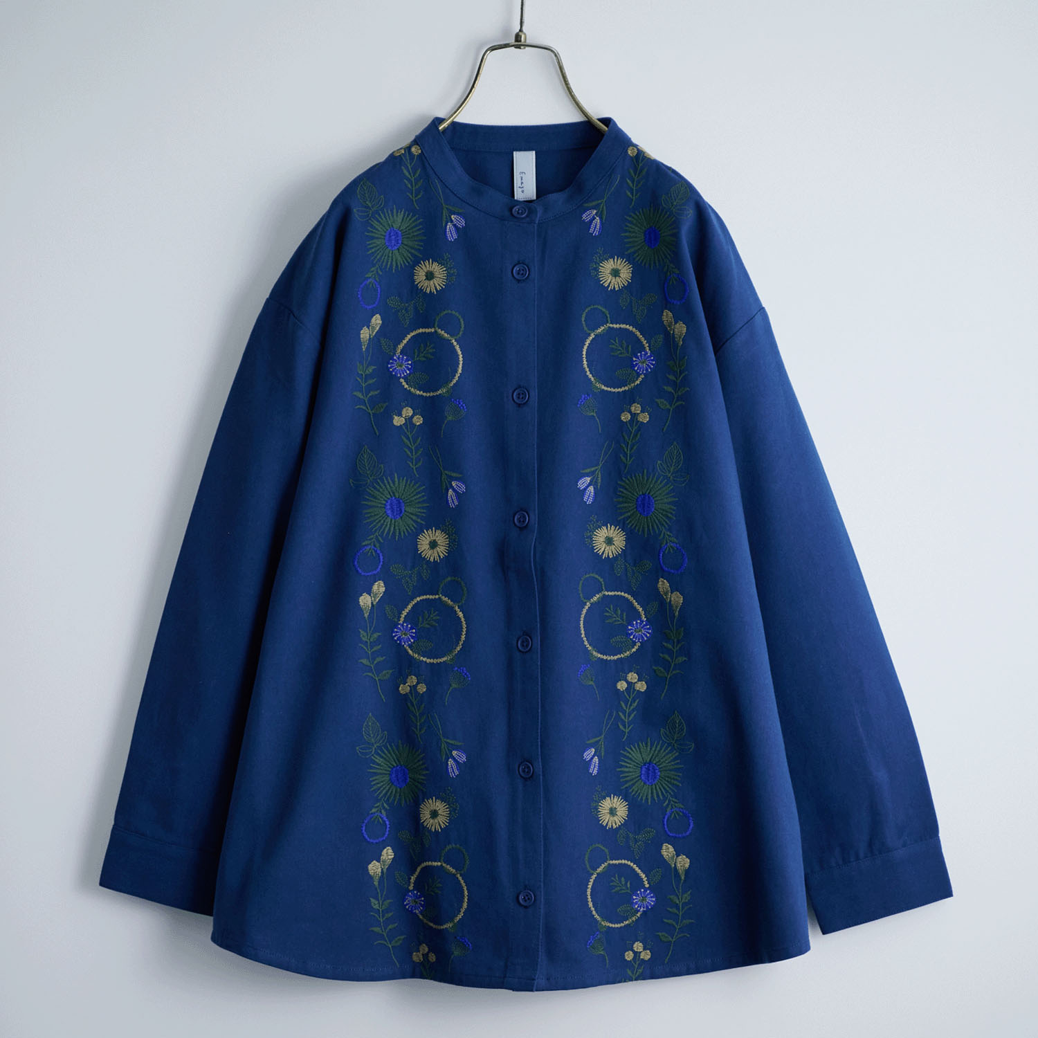 Emago 花パーツ刺繍シャツ - 画像3