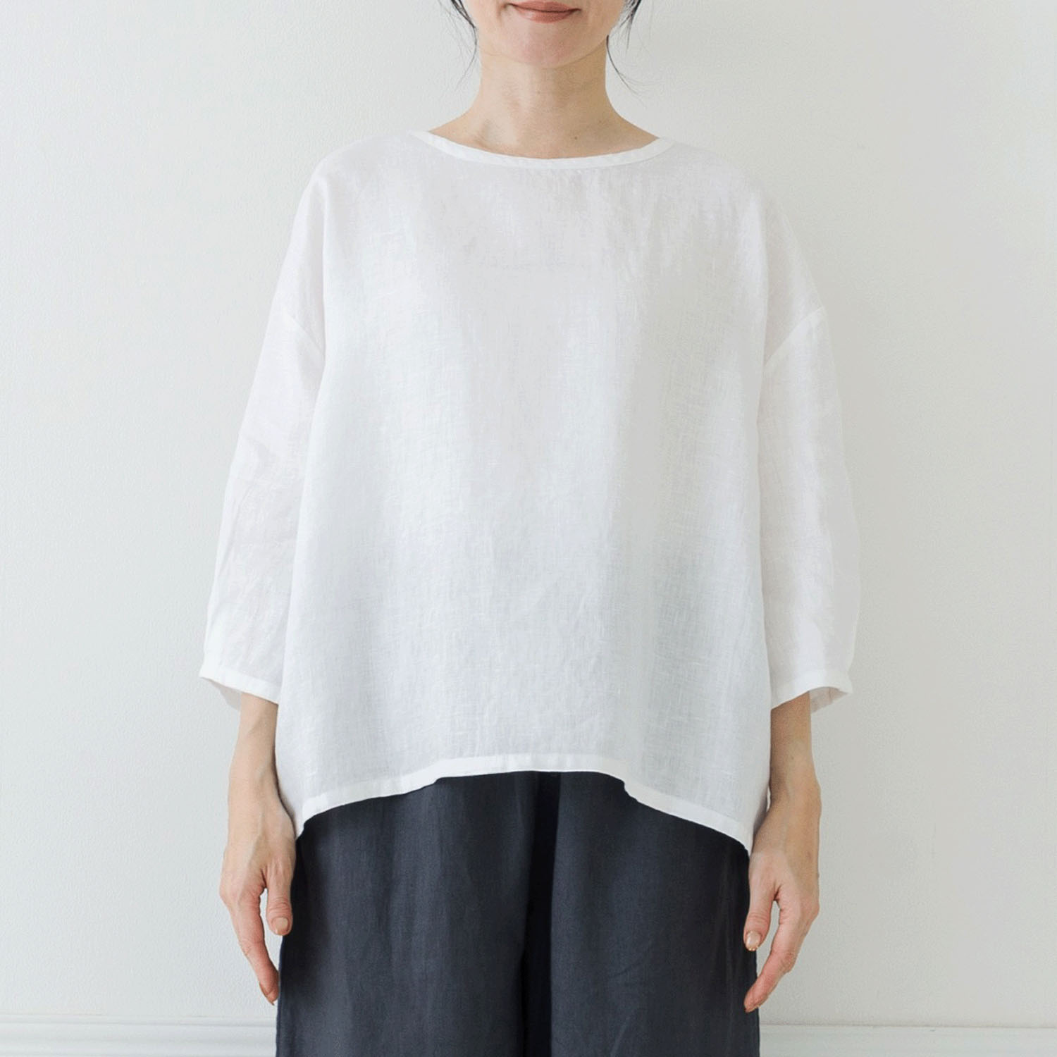 【お取り寄せ】Crea delice リネン袖口タックボリューム7分袖ブラウス - 画像3