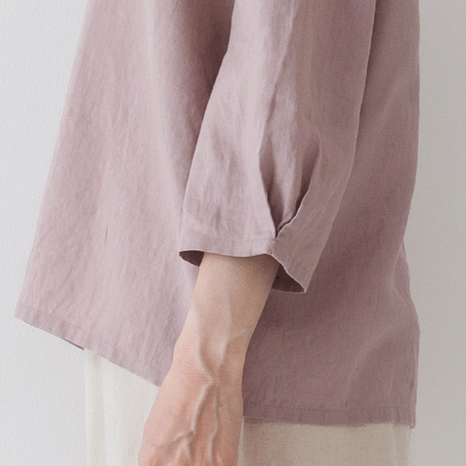 【お取り寄せ】Crea delice リネン袖口タックボリューム7分袖ブラウス - 画像26