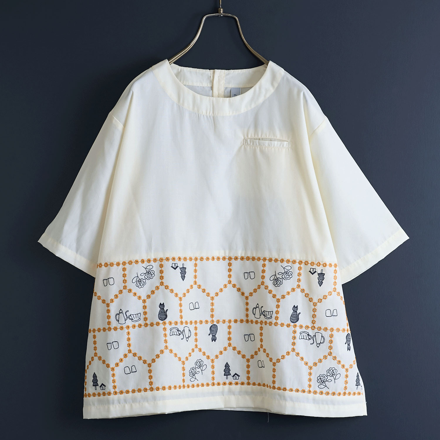 Emago おうち透かし刺繍ブラウス - 画像2