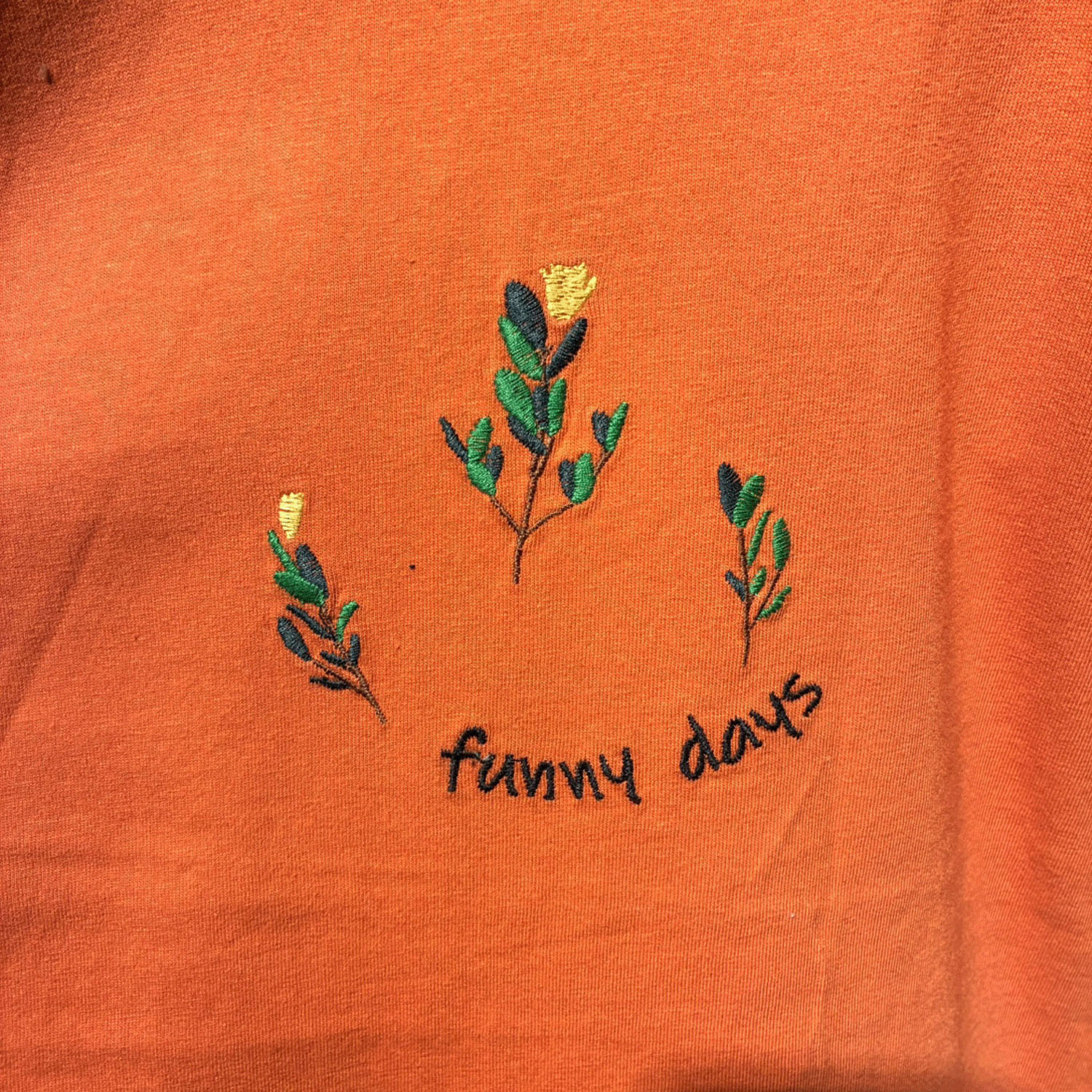 【お取り寄せ】Emago 花刺繍レギュラーTシャツ - 画像5